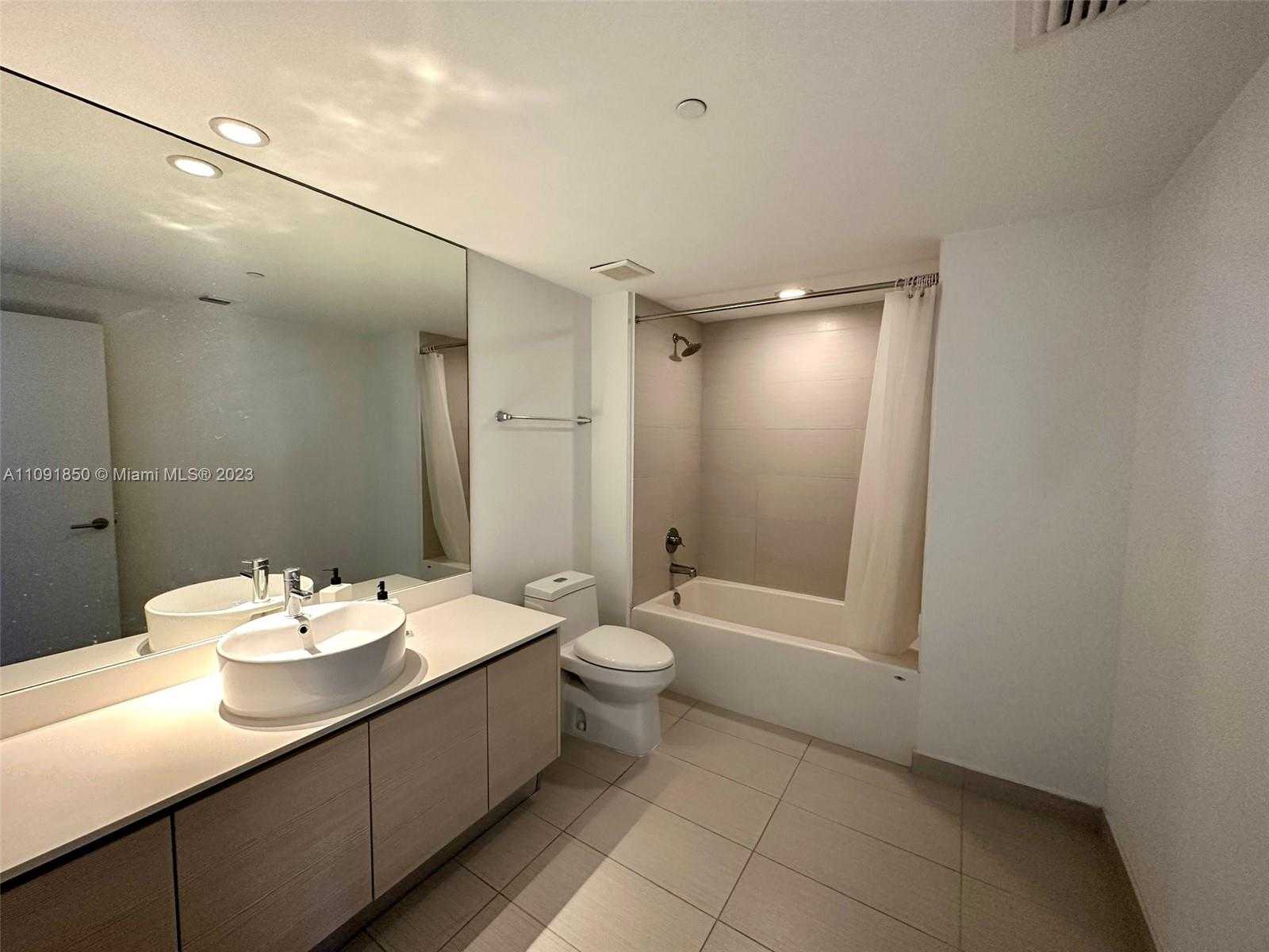 Small Image of 4250 BISCAYNE BLVD #1505, Miami Number 7