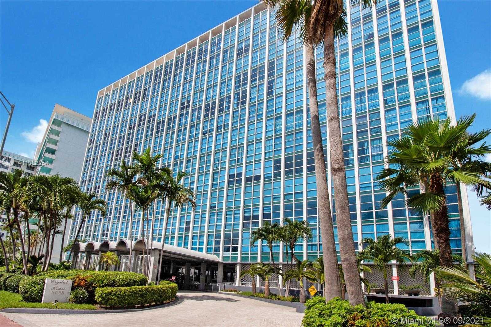 Small Image of 5055 COLLINS AVE #7K, Miami Beach Number 15