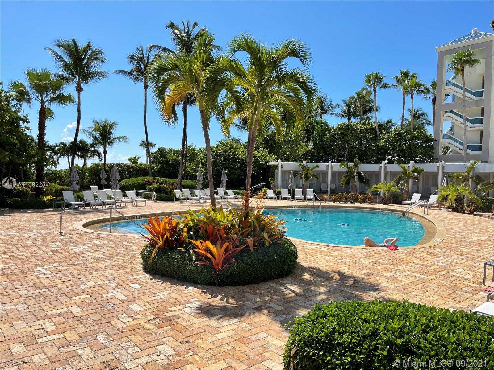 Small Image of 5055 COLLINS AVE #7K, Miami Beach Number 17