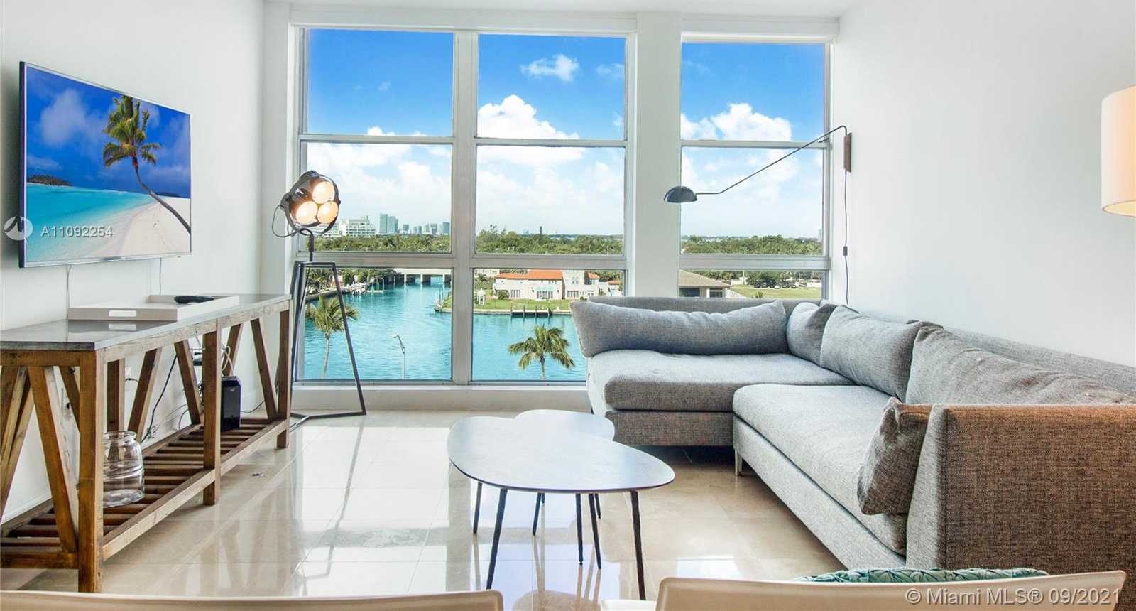 Small Image of 5055 COLLINS AVE #7K, Miami Beach Number 4