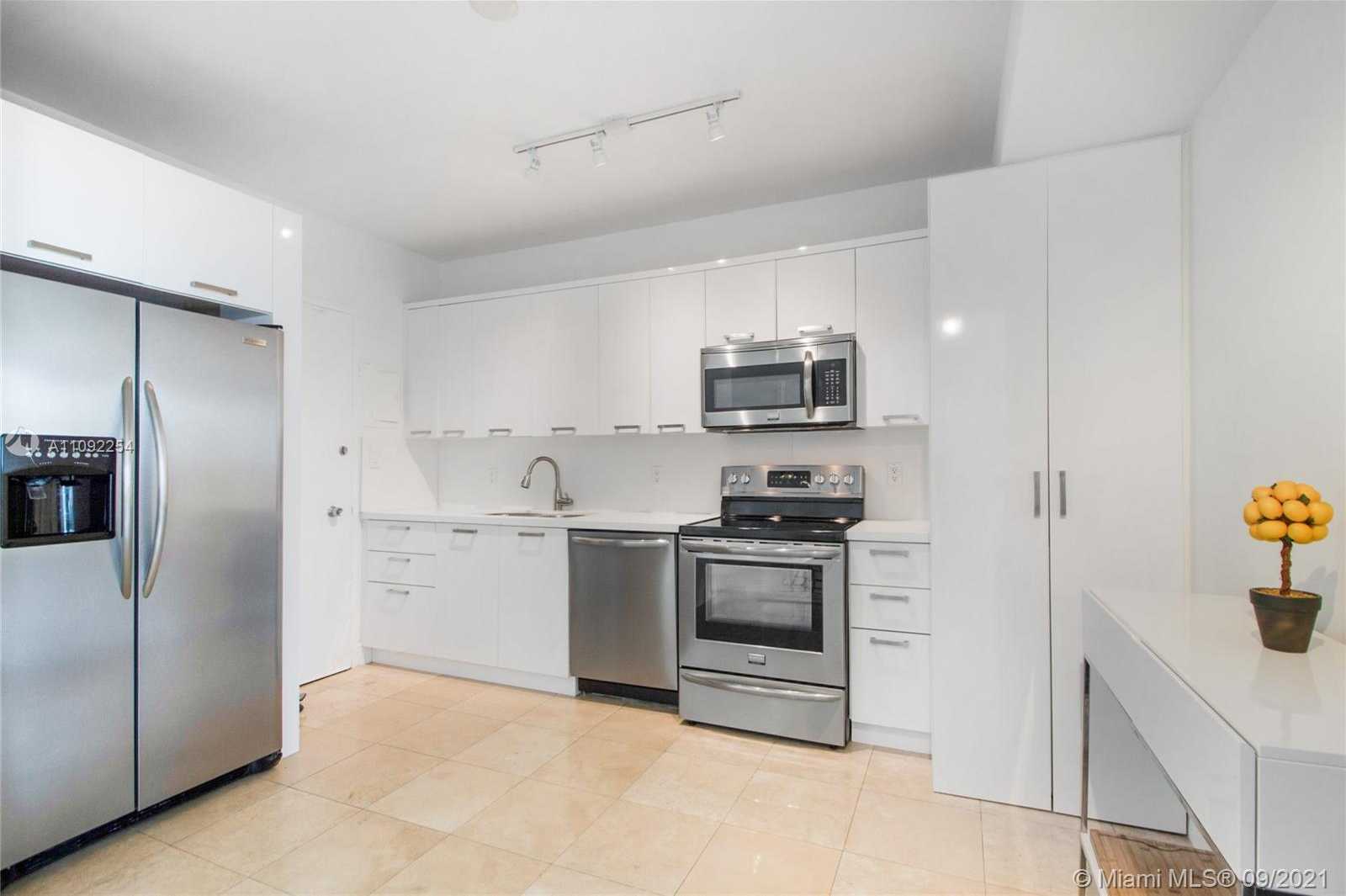 Small Image of 5055 COLLINS AVE #7K, Miami Beach Number 5