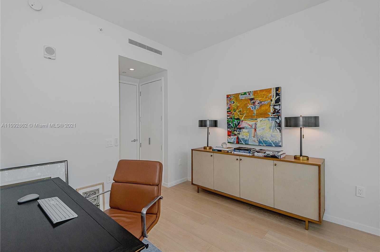 Small Image of 300 EAST COLLINS AVE #2D, Miami Beach Number 19
