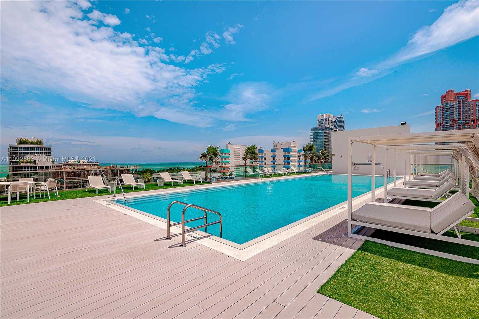 Small Image of 300 EAST COLLINS AVE #2D, Miami Beach Number 23