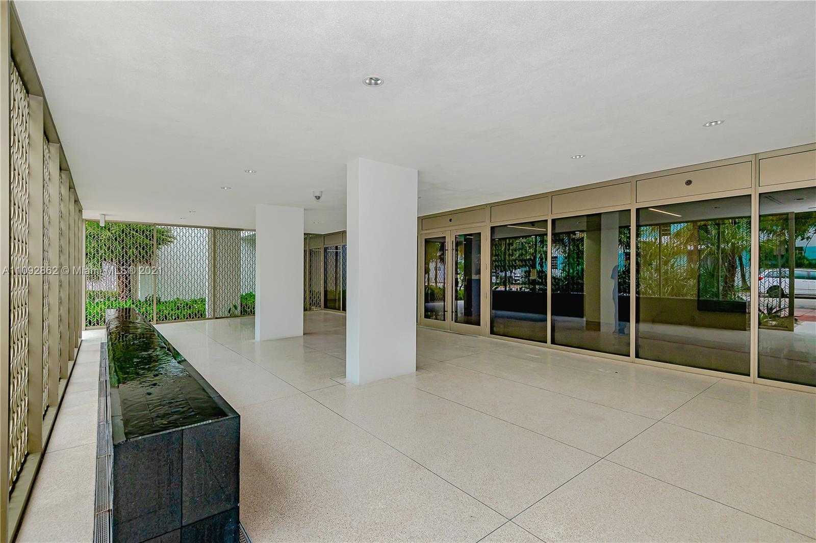 Small Image of 300 EAST COLLINS AVE #2D, Miami Beach Number 27