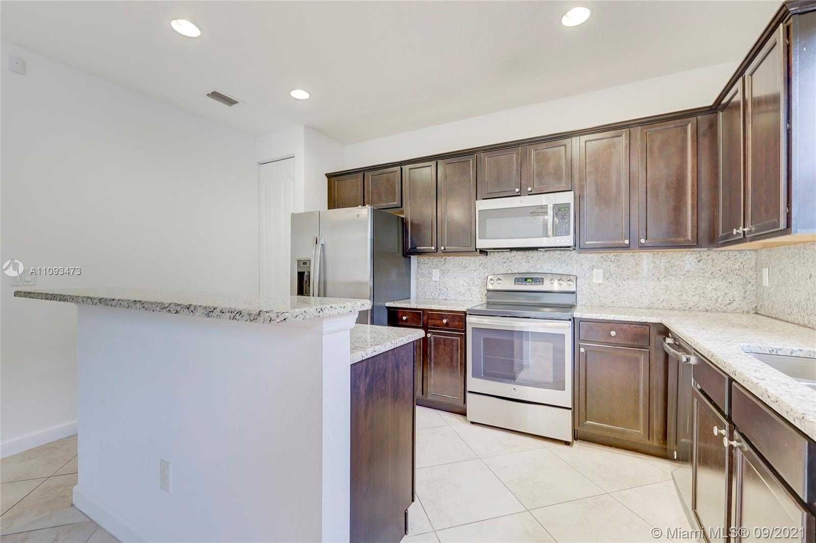 Small Image of 8448 BLUE COVE WAY, Parkland Number 13