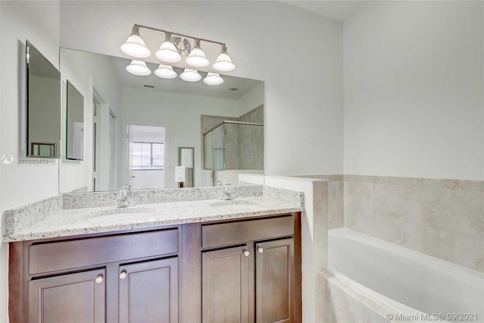 Small Image of 8448 BLUE COVE WAY, Parkland Number 28
