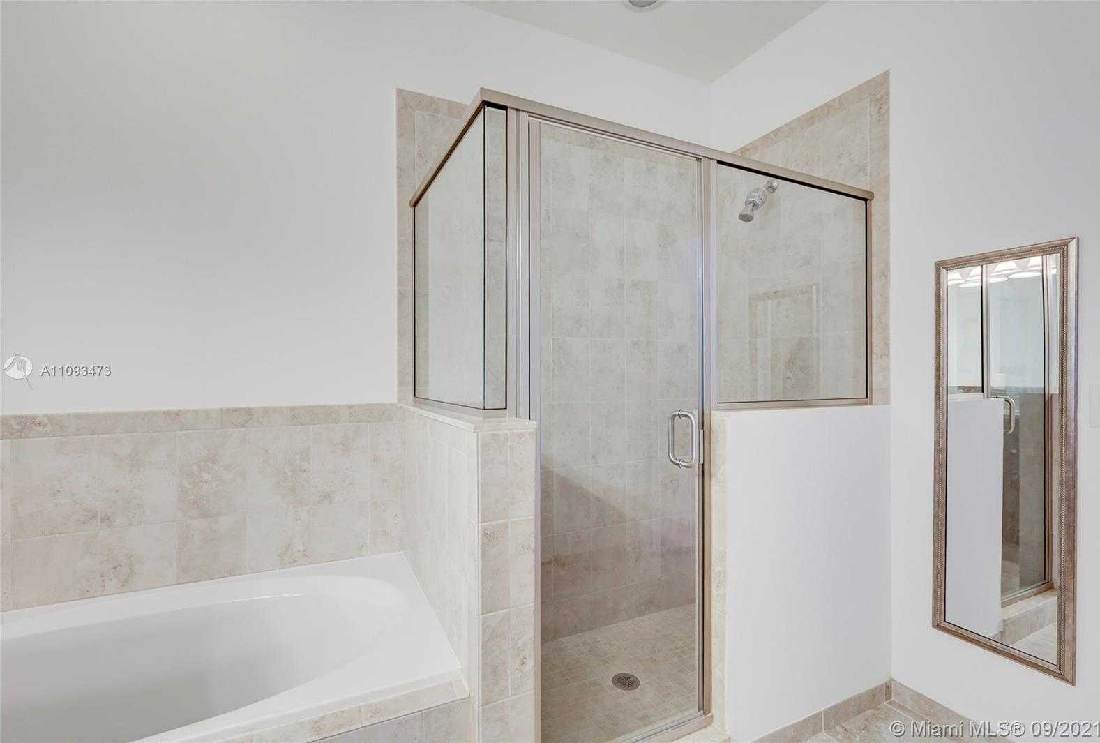 Small Image of 8448 BLUE COVE WAY, Parkland Number 29