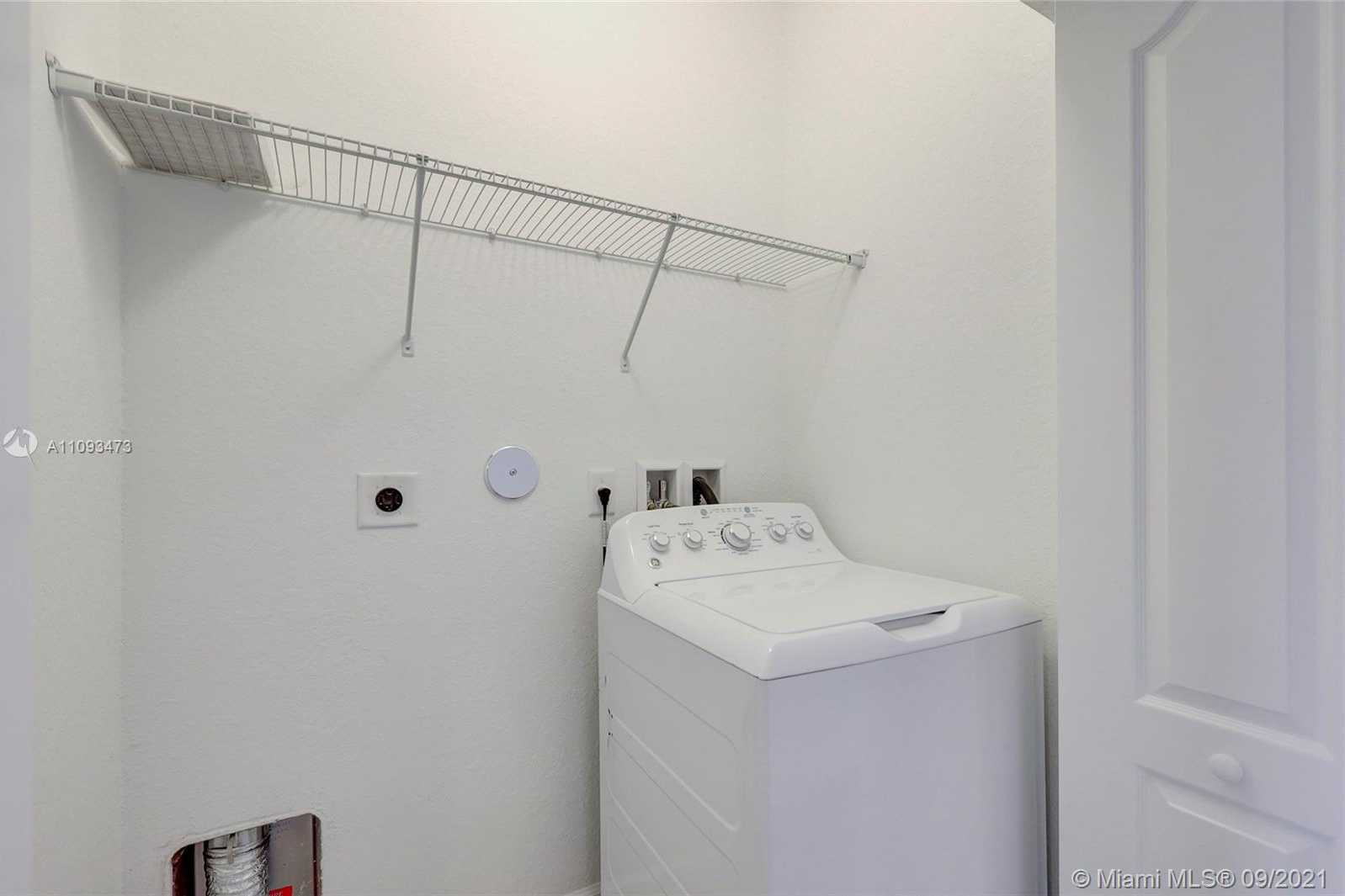 Small Image of 8448 BLUE COVE WAY, Parkland Number 33