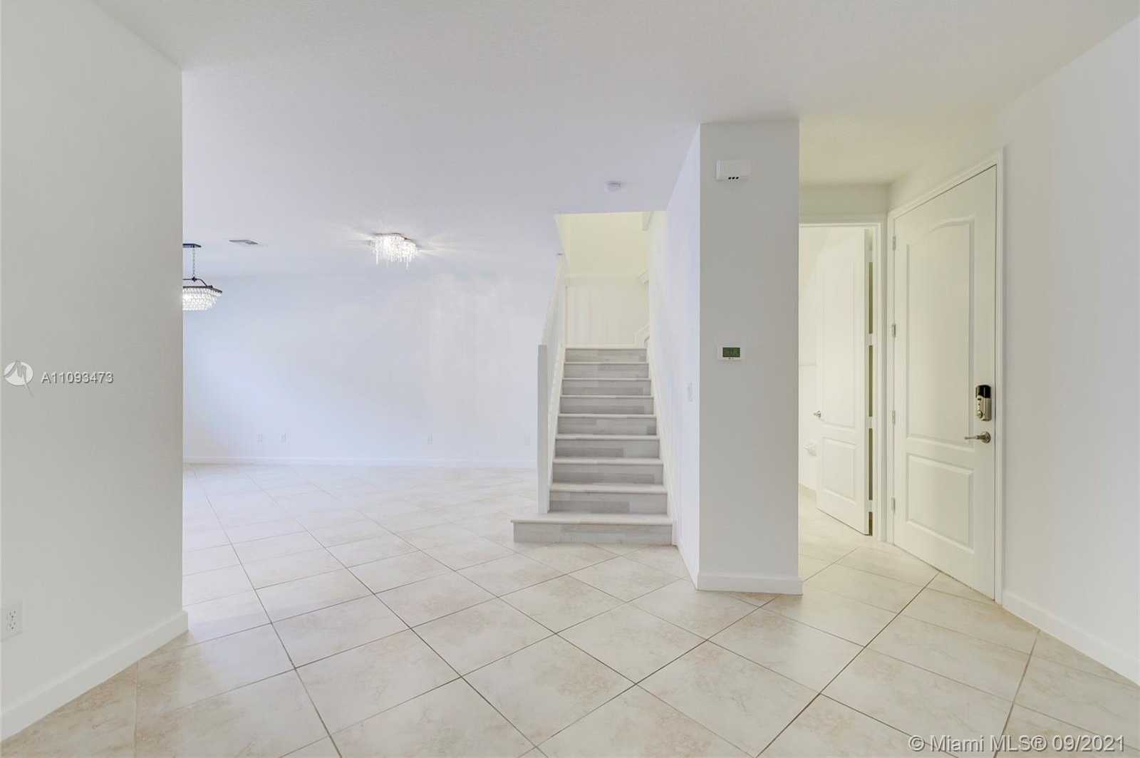 Small Image of 8448 BLUE COVE WAY, Parkland Number 34