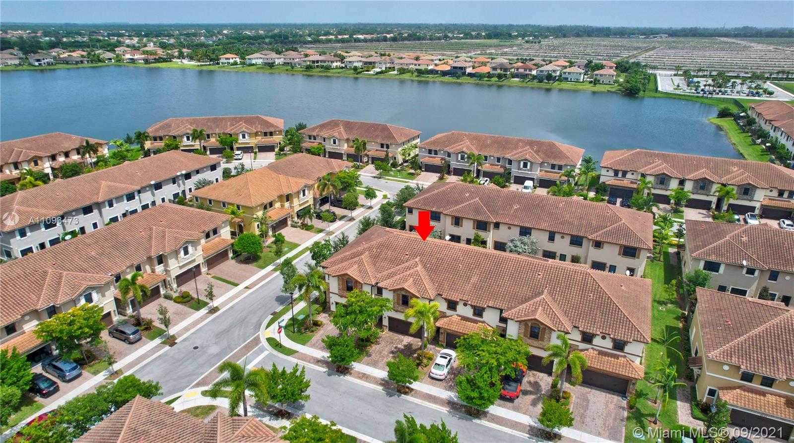 Small Image of 8448 BLUE COVE WAY, Parkland Number 38