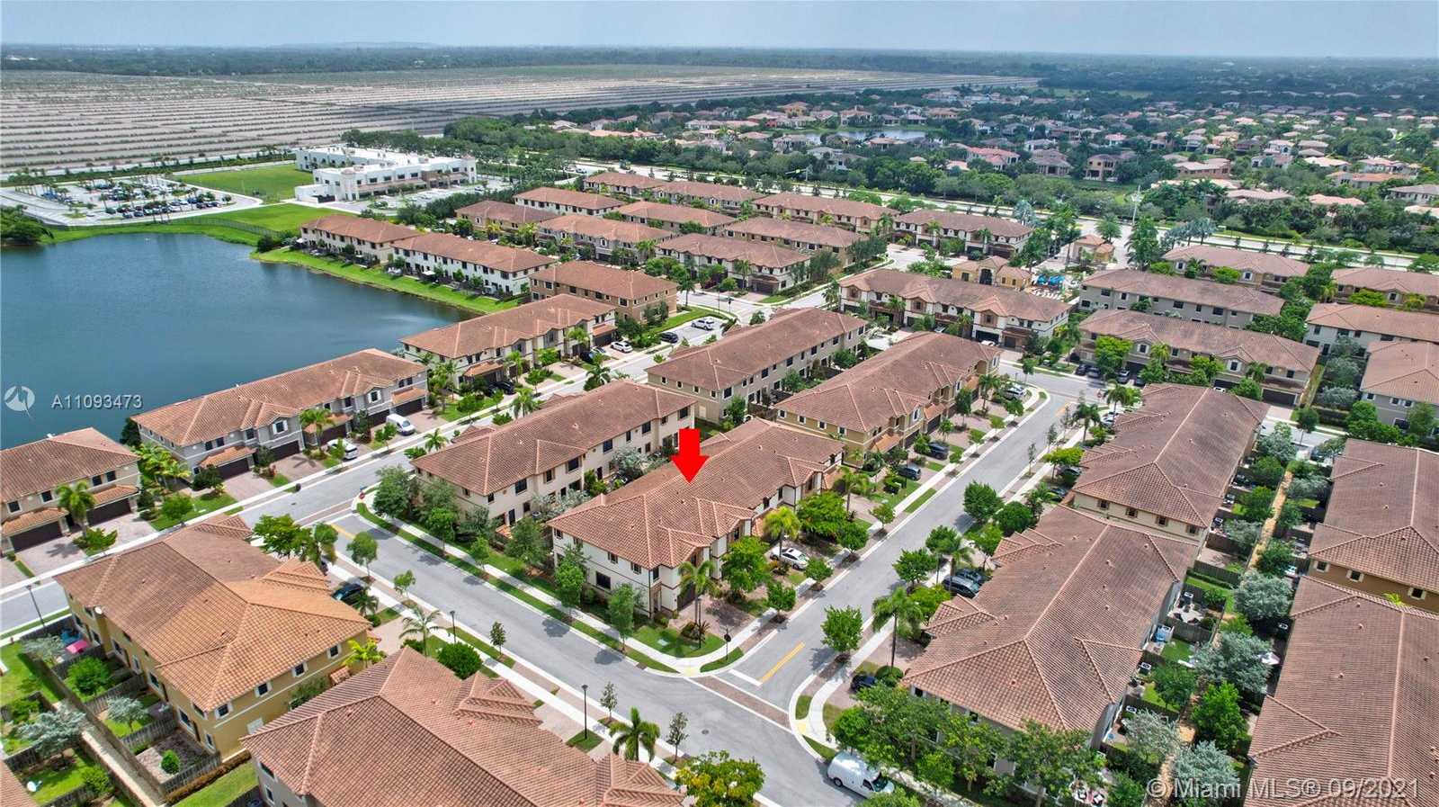 Small Image of 8448 BLUE COVE WAY, Parkland Number 39