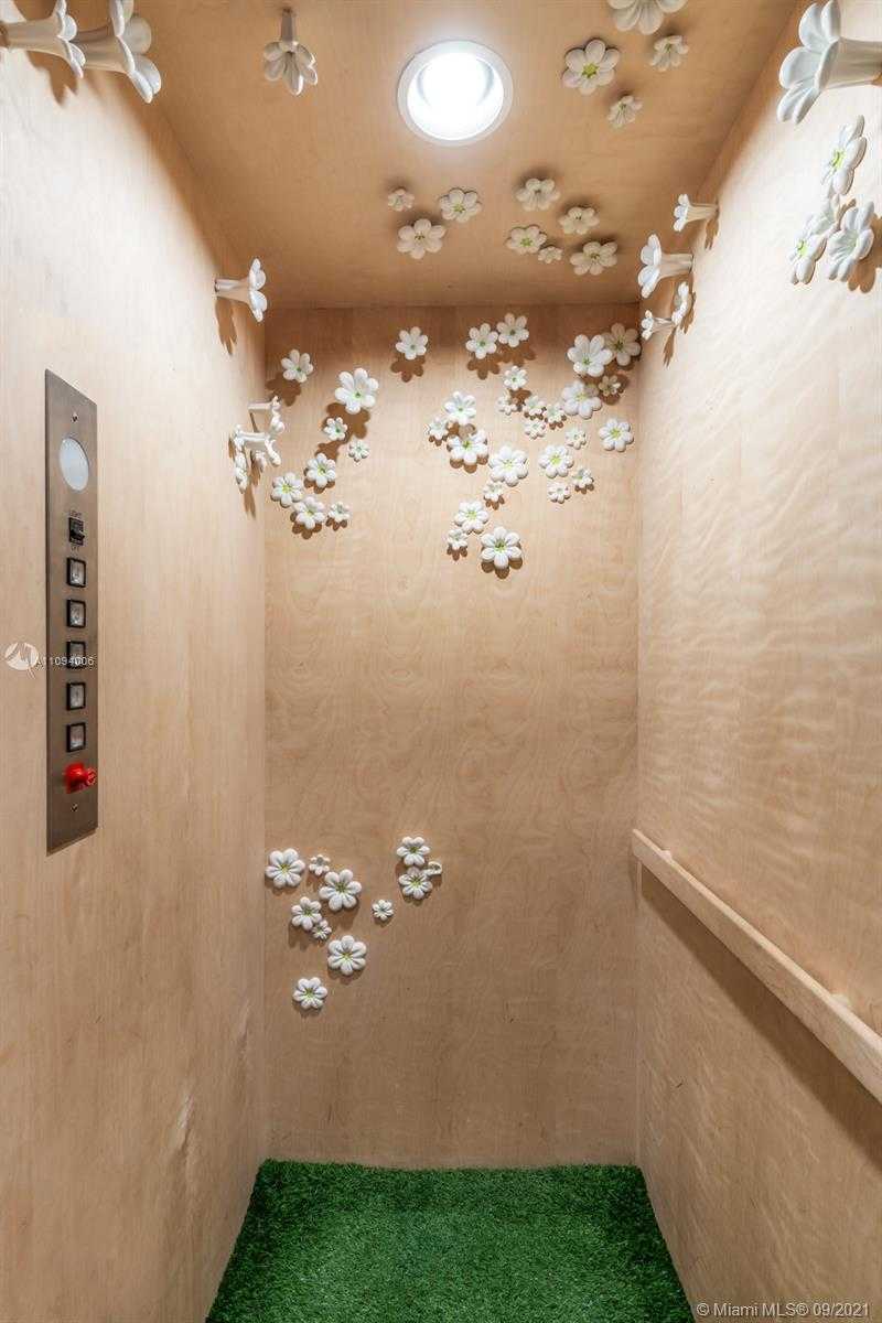 Small Image of 230 ARI WAY #230, Miami Beach Number 17