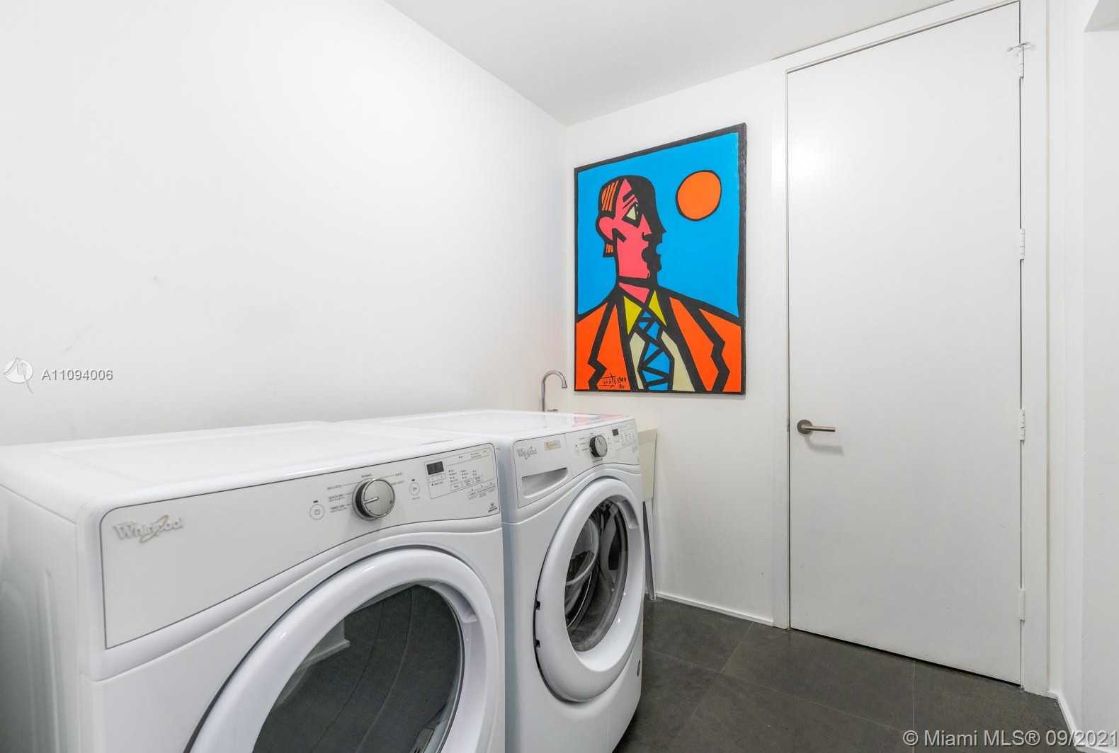 Small Image of 230 ARI WAY #230, Miami Beach Number 18