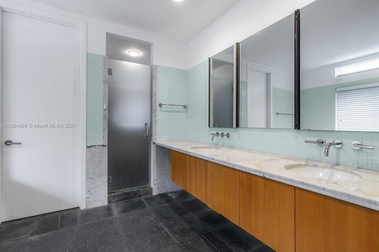 Small Image of 230 ARI WAY #230, Miami Beach Number 2