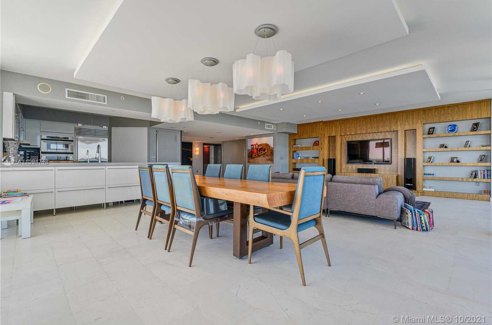 Small Image of 10 VENETIAN WAY #2204, Miami Beach Number 10