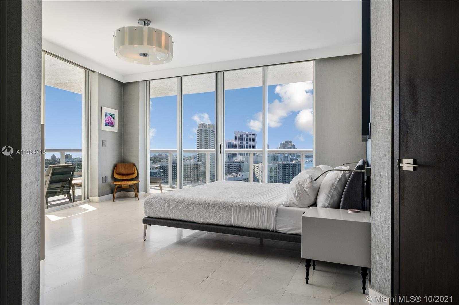 Small Image of 10 VENETIAN WAY #2204, Miami Beach Number 23