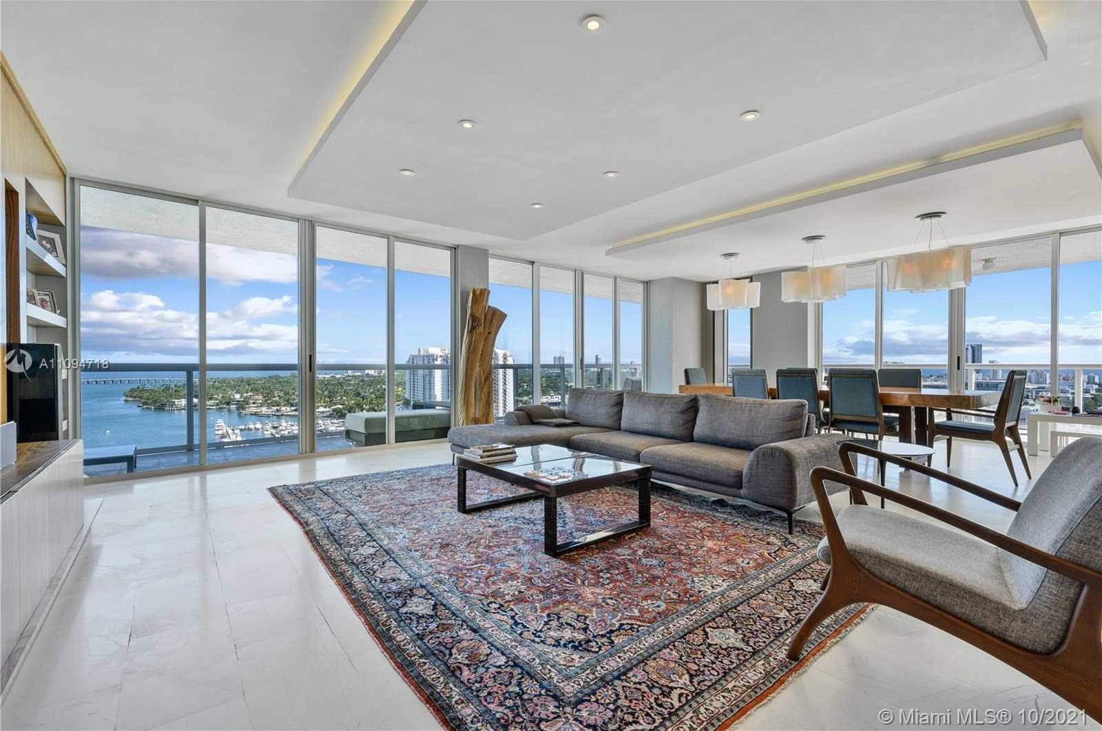 Small Image of 10 VENETIAN WAY #2204, Miami Beach Number 8