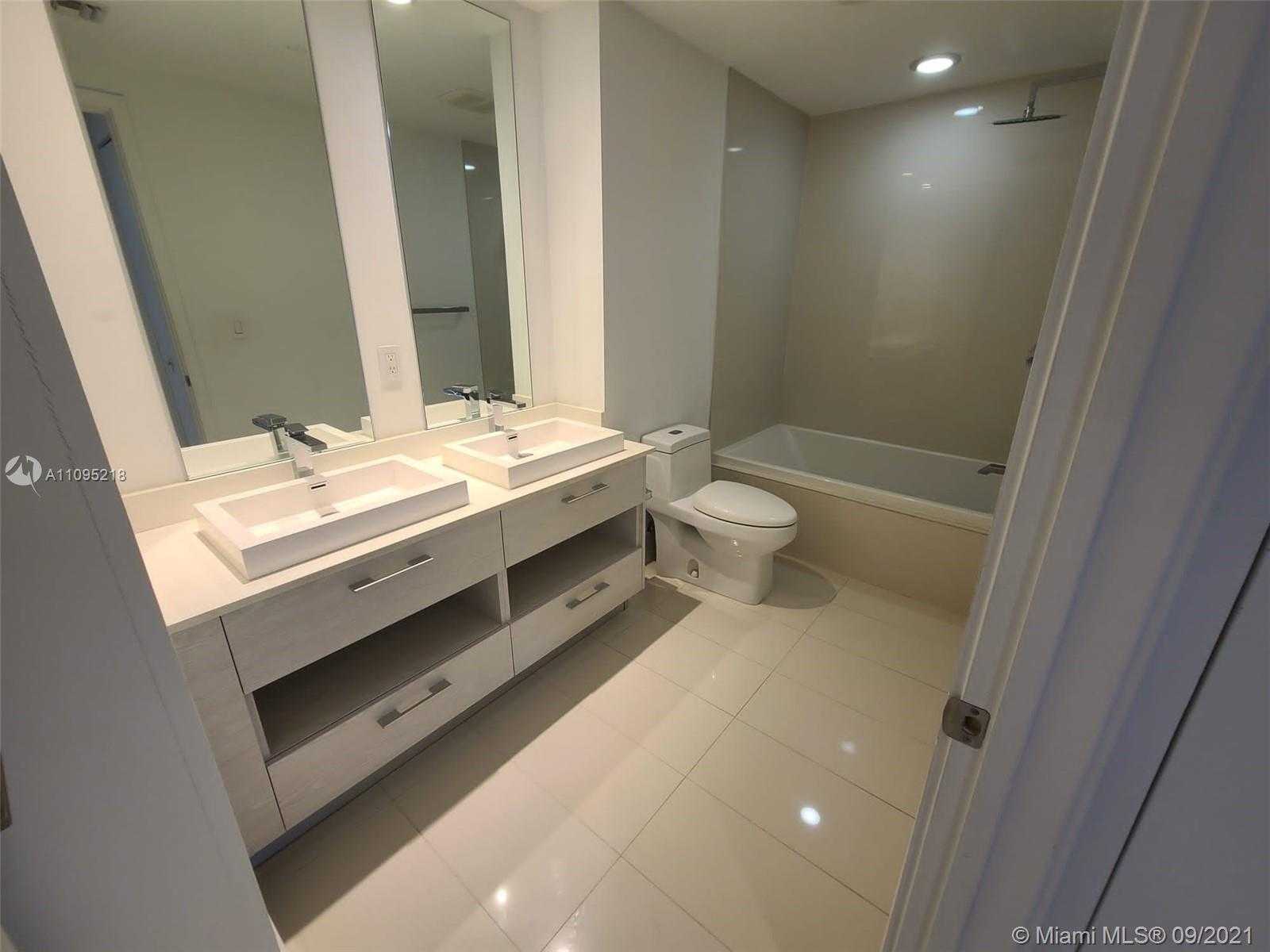 Small Image of 55 SOUTH WEST 9TH ST #1502, Miami Number 4