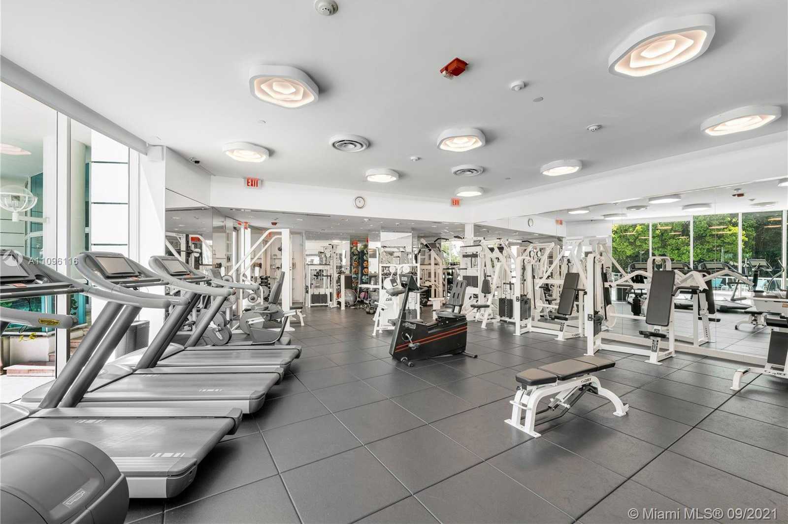 Small Image of 2127 BRICKELL AVE #1602, Miami Beach Number 34