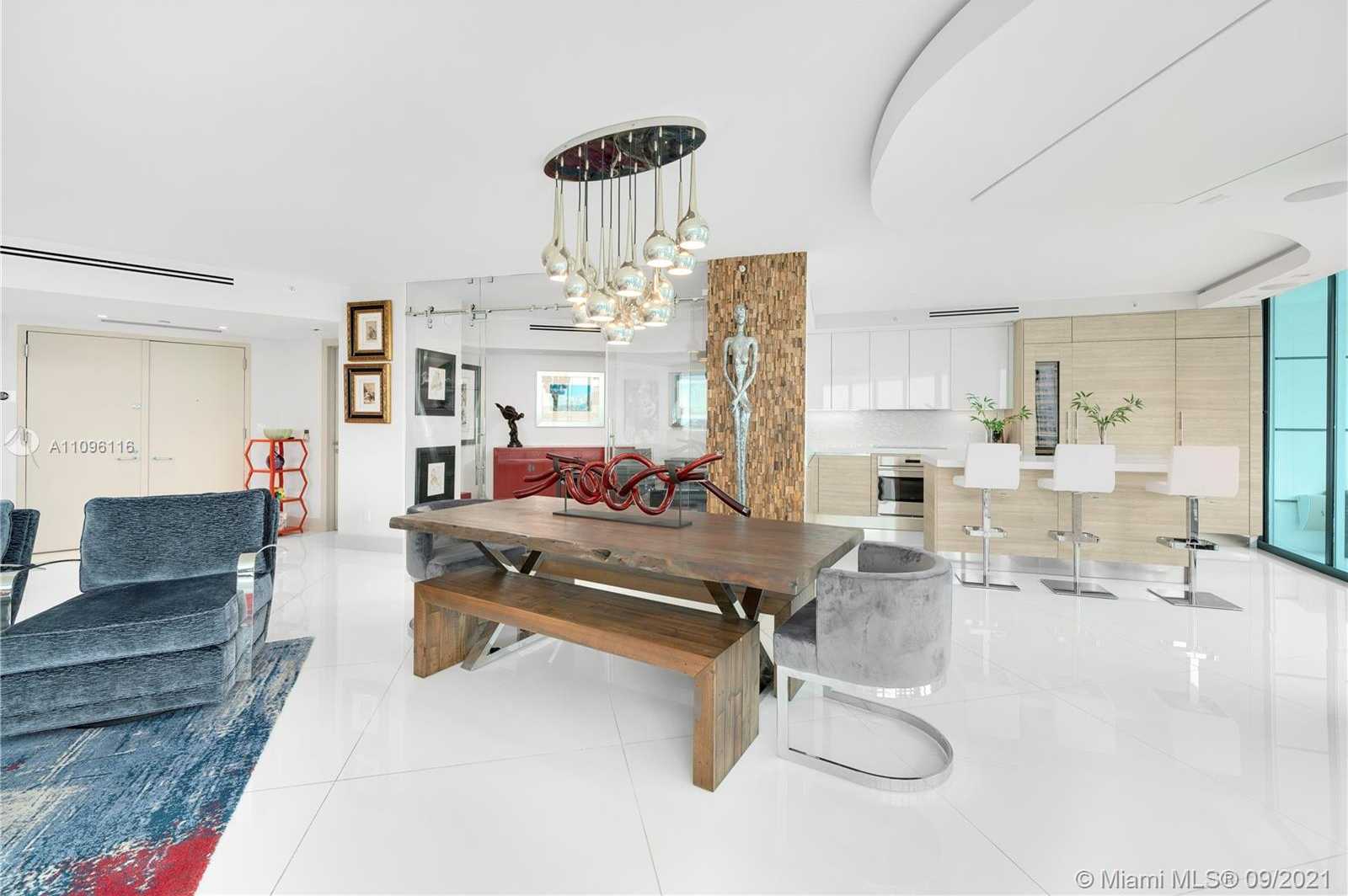Small Image of 2127 BRICKELL AVE #1602, Miami Beach Number 7