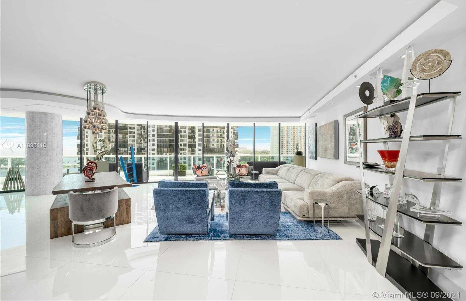 Small Image of 2127 BRICKELL AVE #1602, Miami Beach Number 8