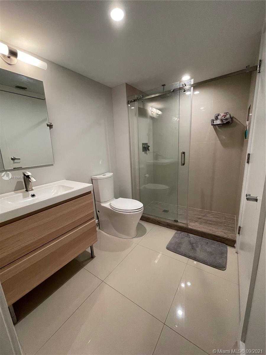 Small Image of 90 ALTON RD #2101, Miami Beach Number 14