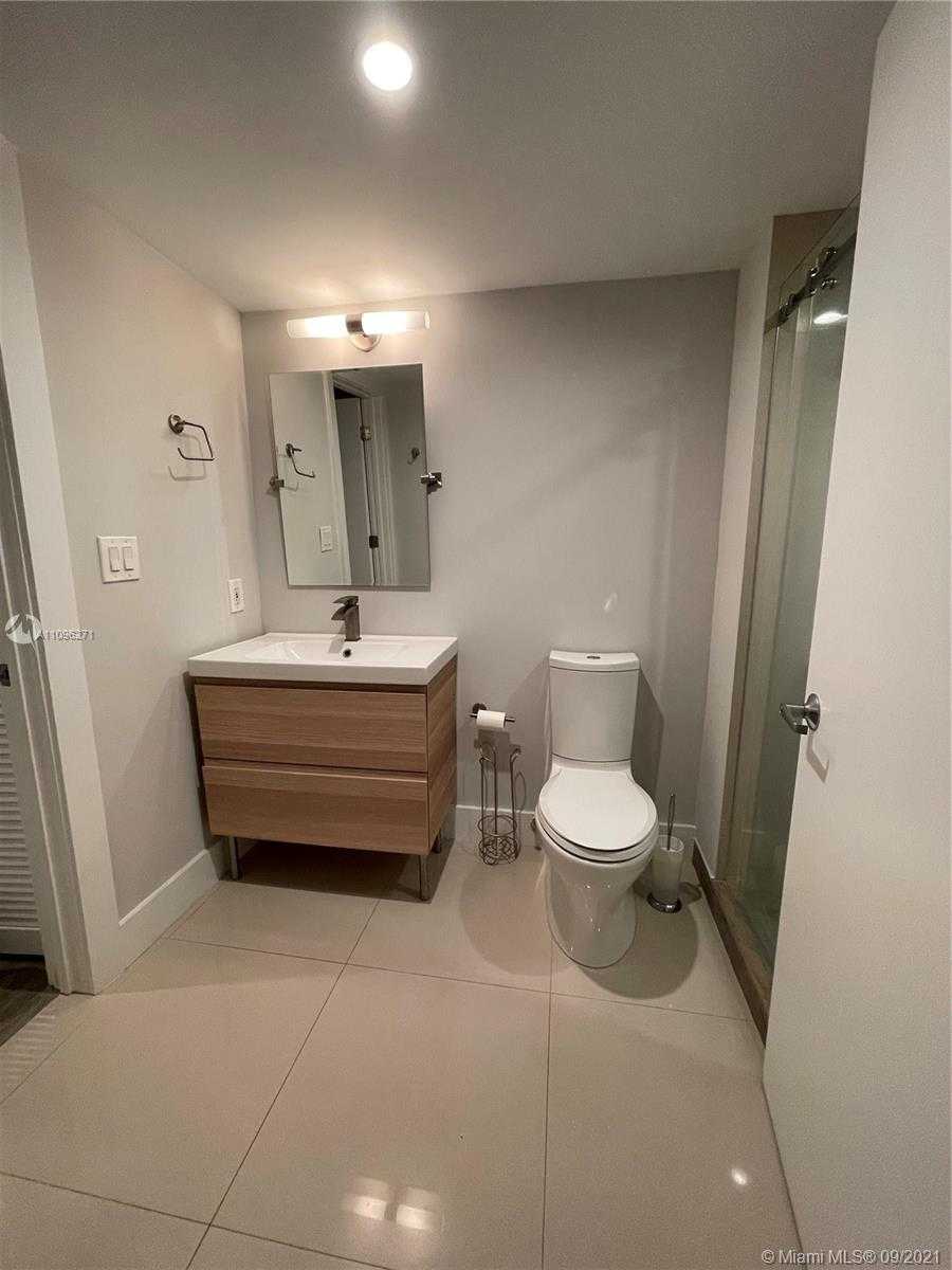 Small Image of 90 ALTON RD #2101, Miami Beach Number 15