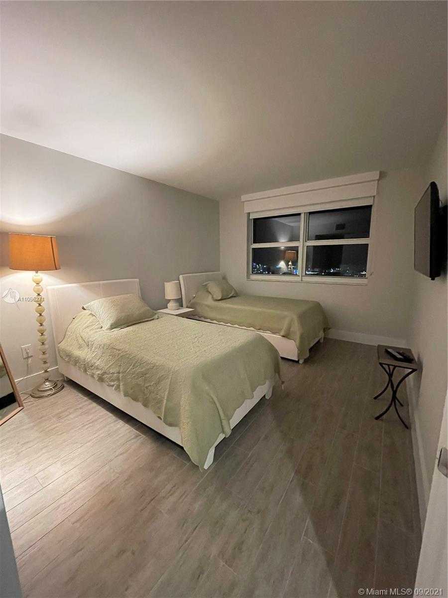 Small Image of 90 ALTON RD #2101, Miami Beach Number 17