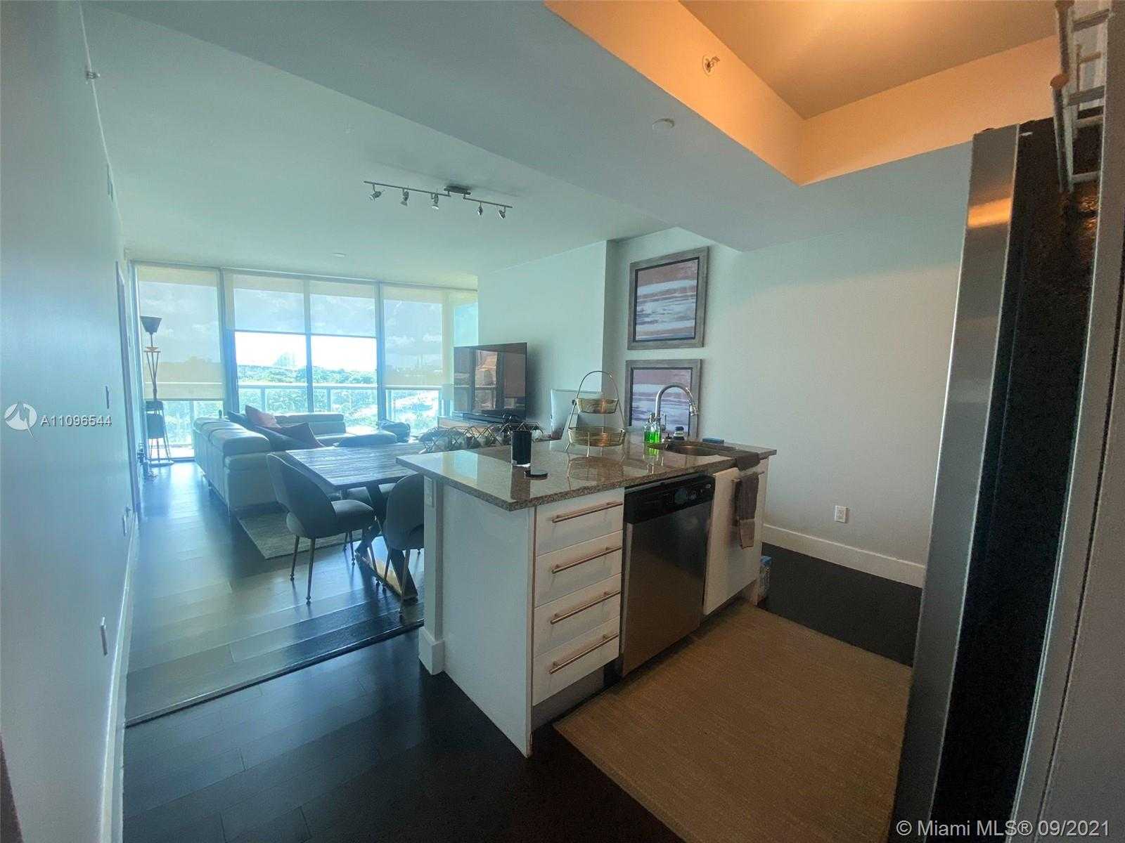 Small Image of 888 BISCAYNE BLVD #409, Miami Number 10