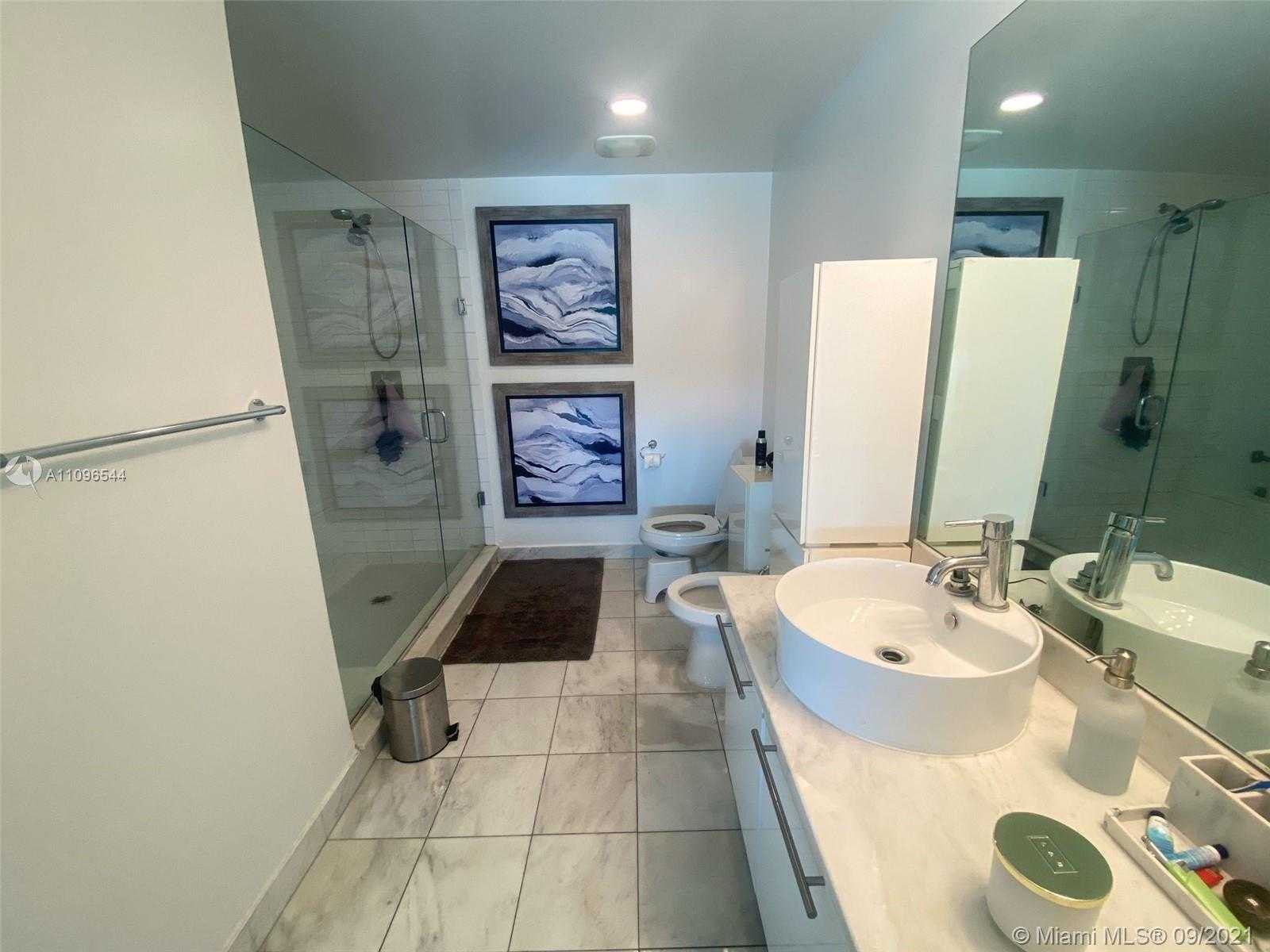 Small Image of 888 BISCAYNE BLVD #409, Miami Number 18