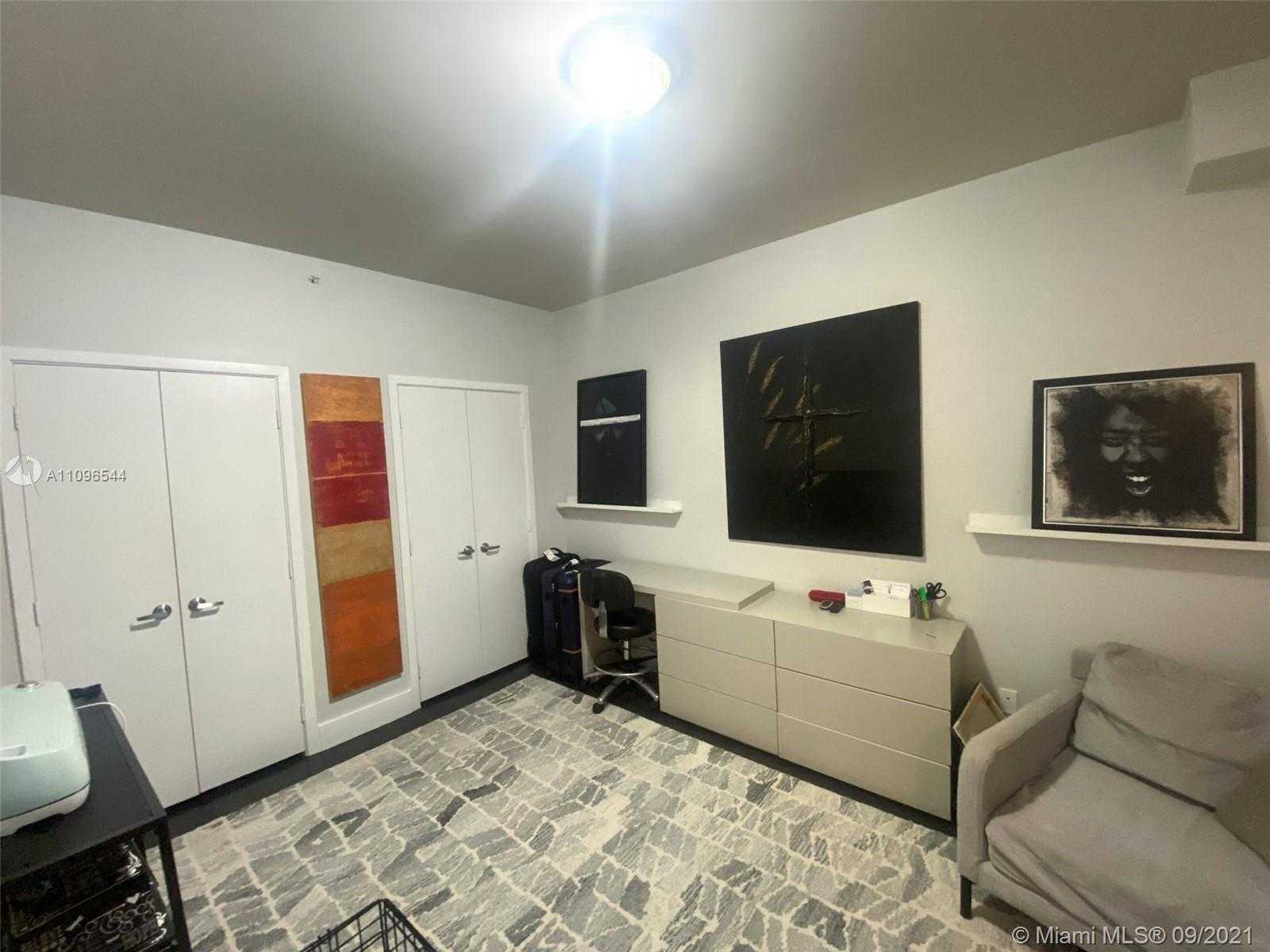 Small Image of 888 BISCAYNE BLVD #409, Miami Number 23