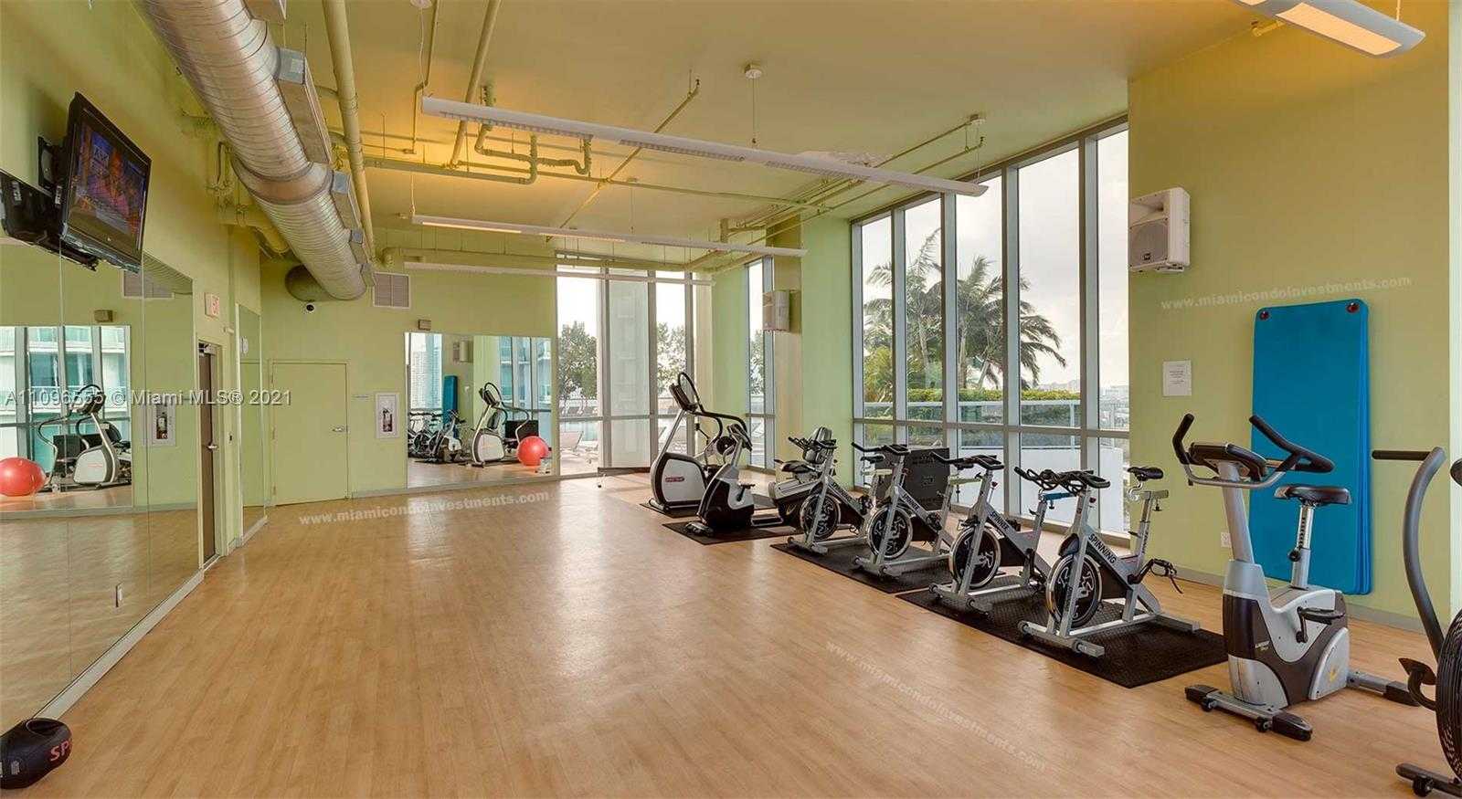 Small Image of 888 BISCAYNE BLVD #5704, Miami Number 5