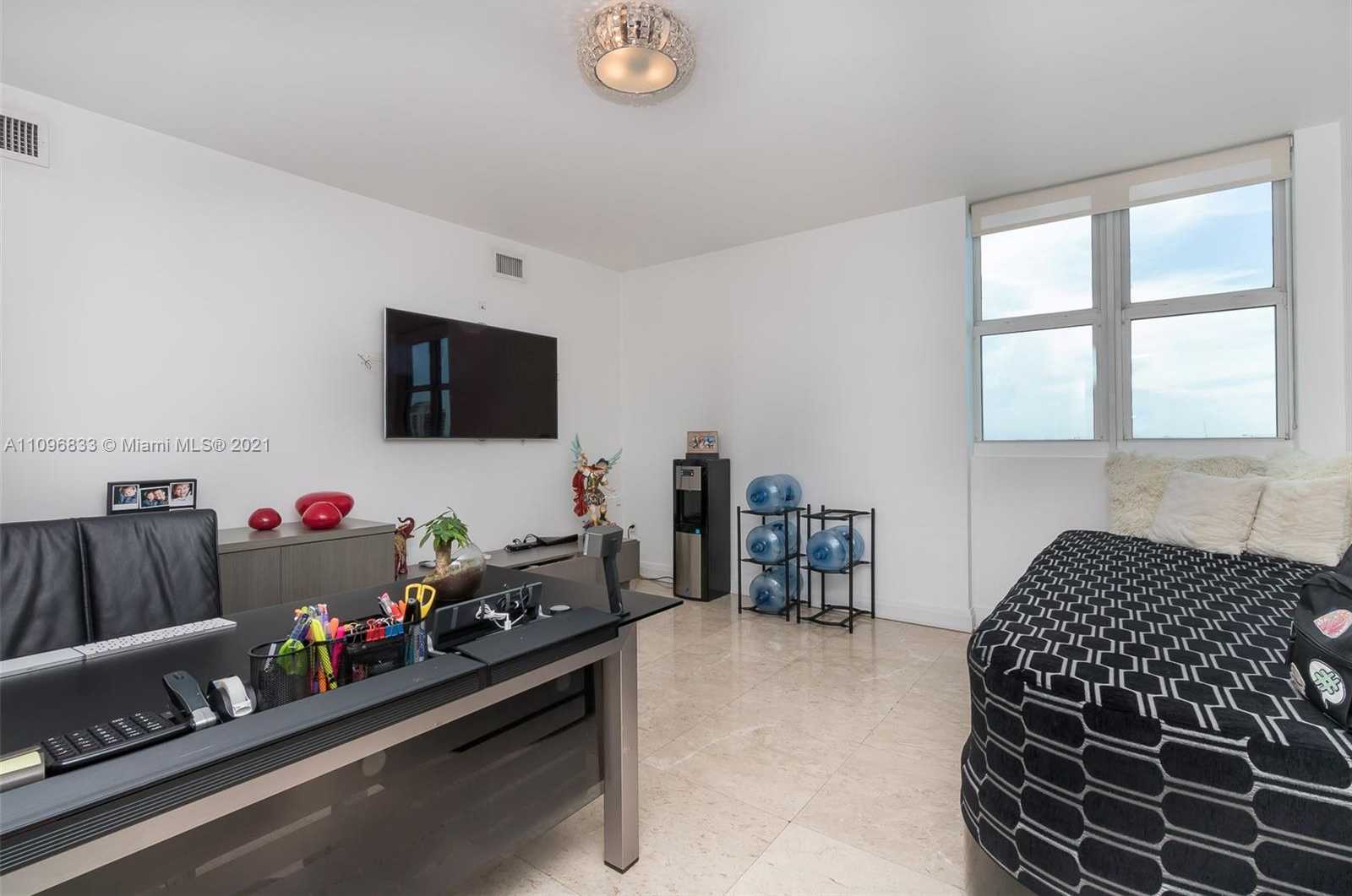 Small Image of 3301 NORTH EAST 183RD ST #1901, Aventura Number 11