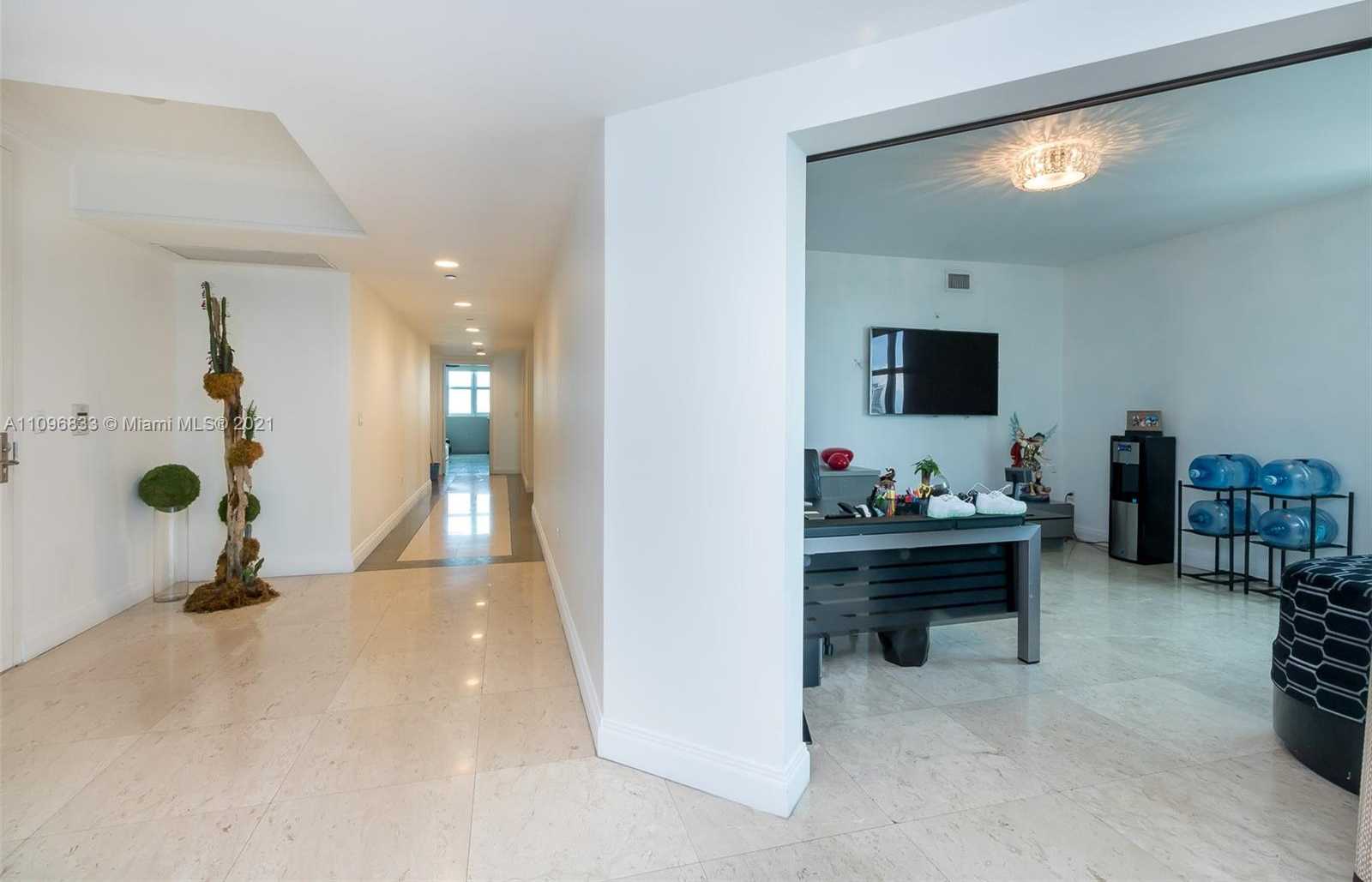 Small Image of 3301 NORTH EAST 183RD ST #1901, Aventura Number 8