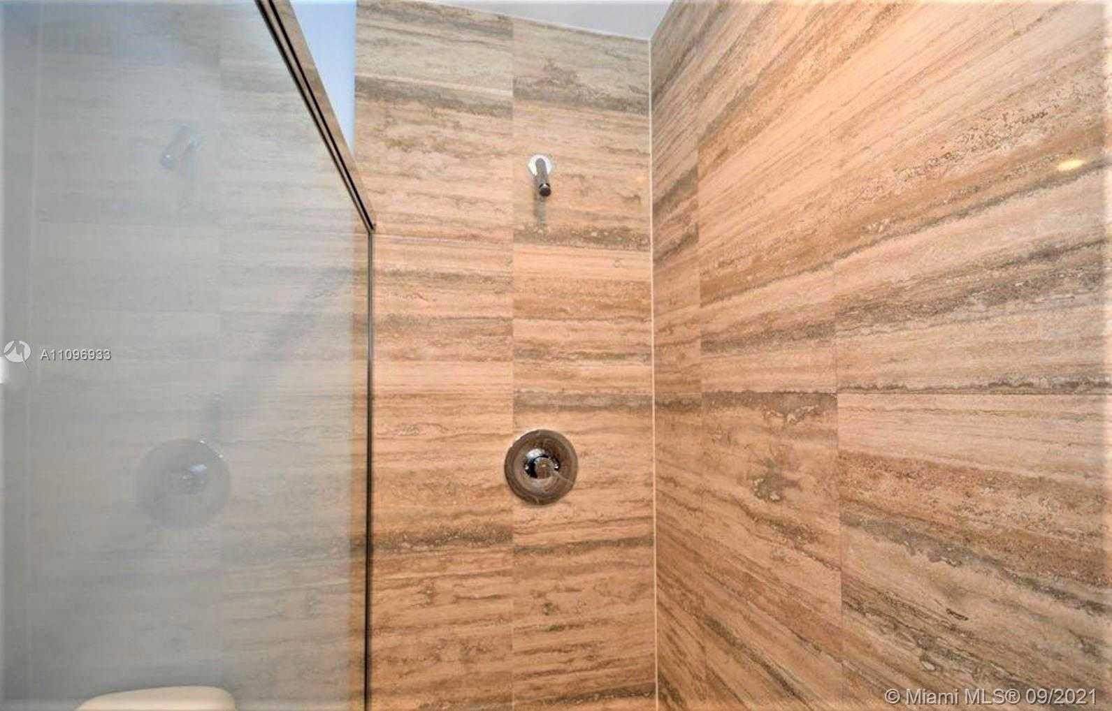 Small Image of 15901 COLLINS AVE #807, Sunny Isles Beach Number 21