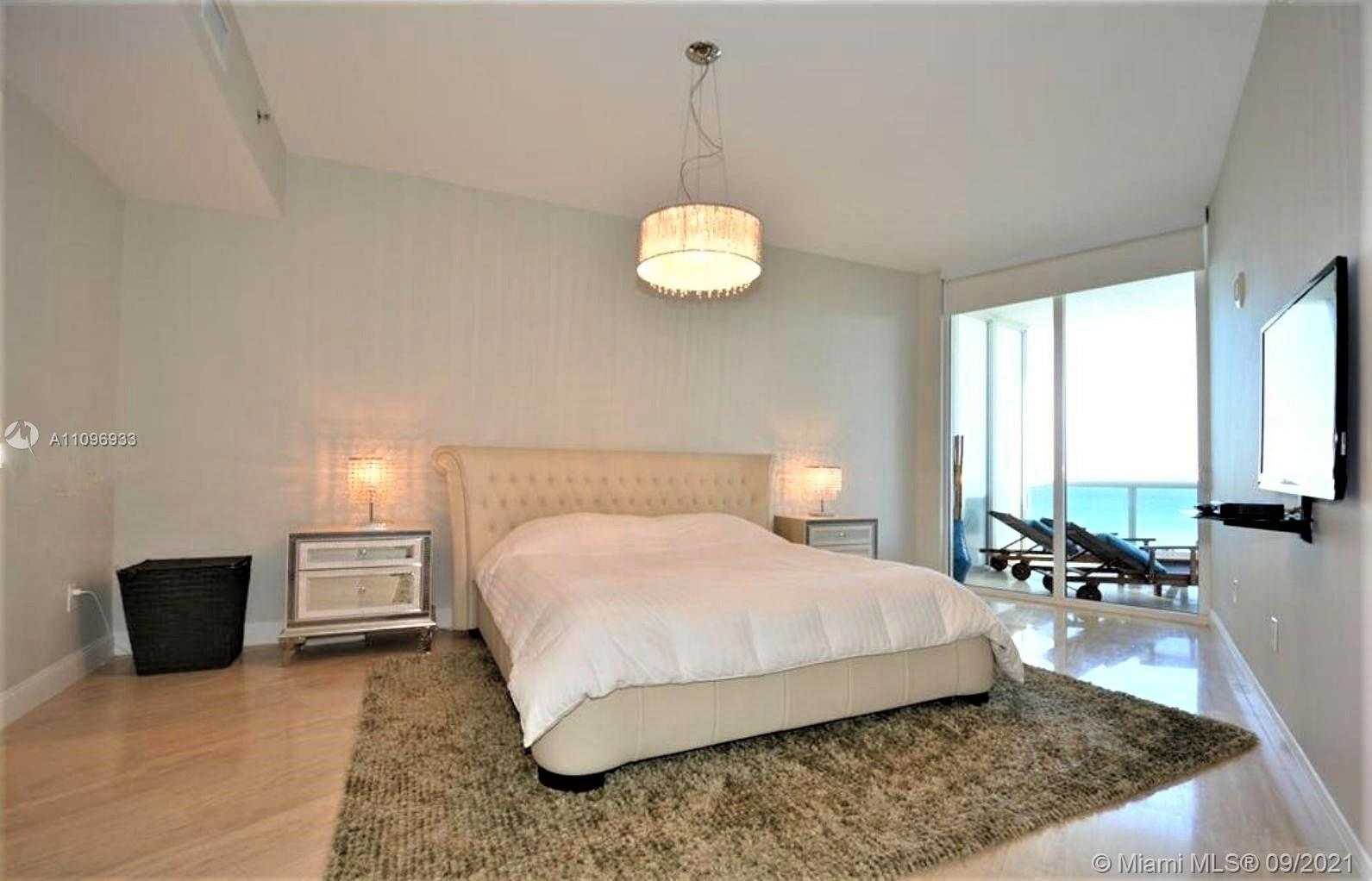 Small Image of 15901 COLLINS AVE #807, Sunny Isles Beach Number 22