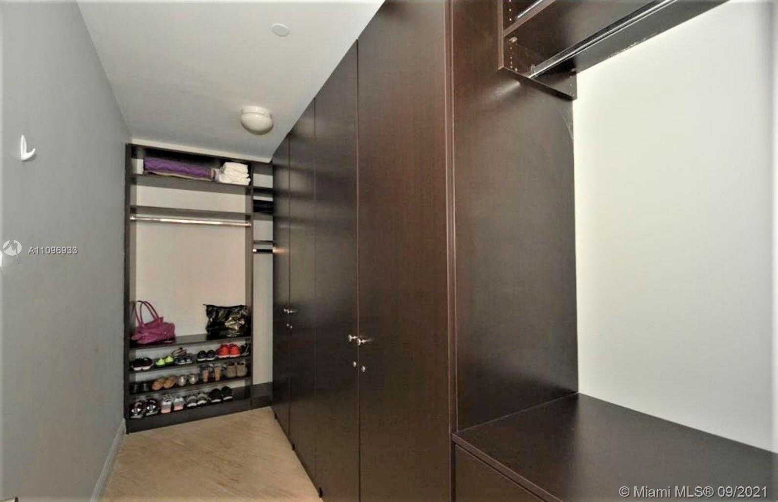 Small Image of 15901 COLLINS AVE #807, Sunny Isles Beach Number 24