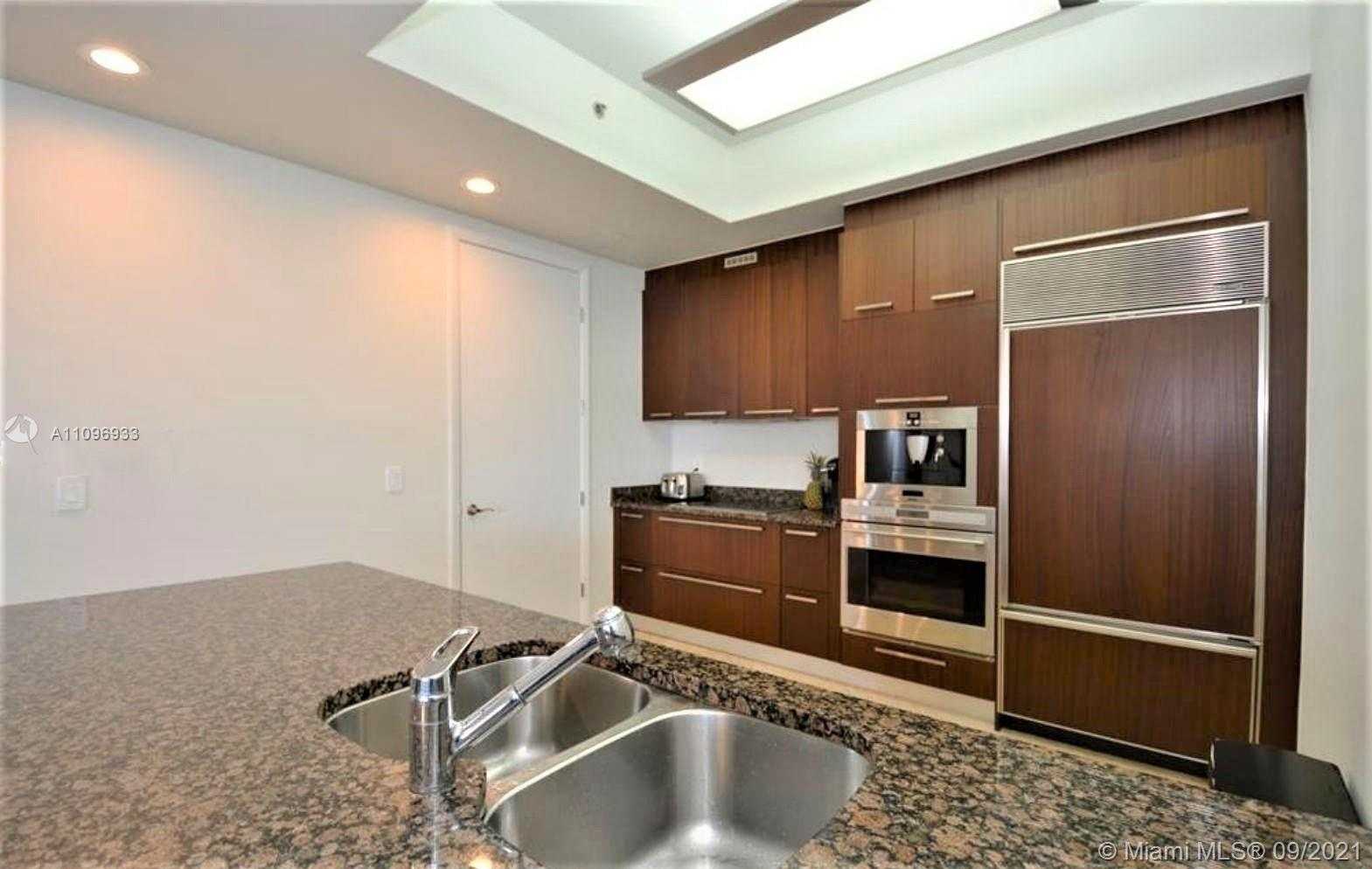Small Image of 15901 COLLINS AVE #807, Sunny Isles Beach Number 8