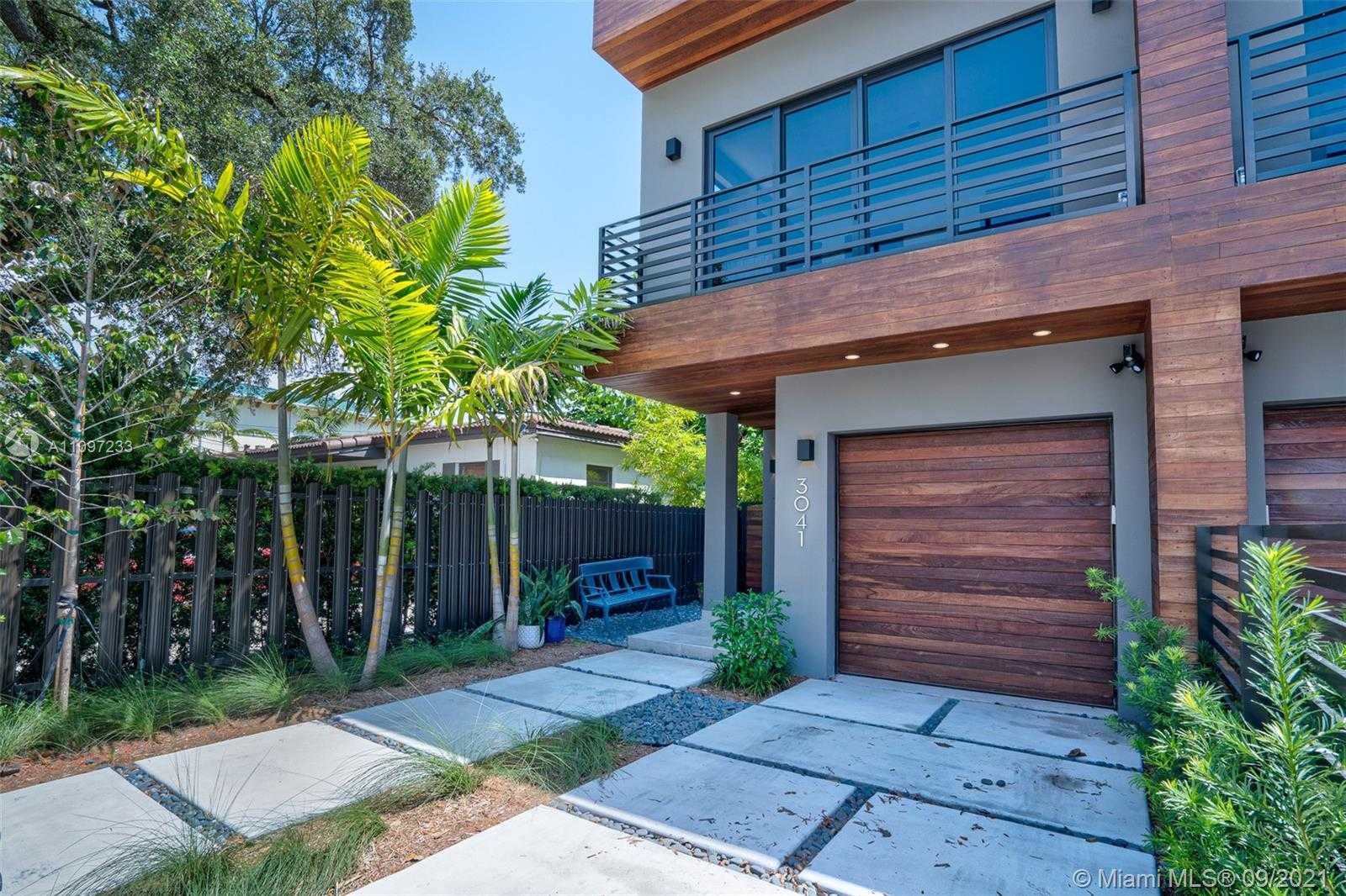 Small Image of 3041 HIBISCUS ST #B, Miami Number 2