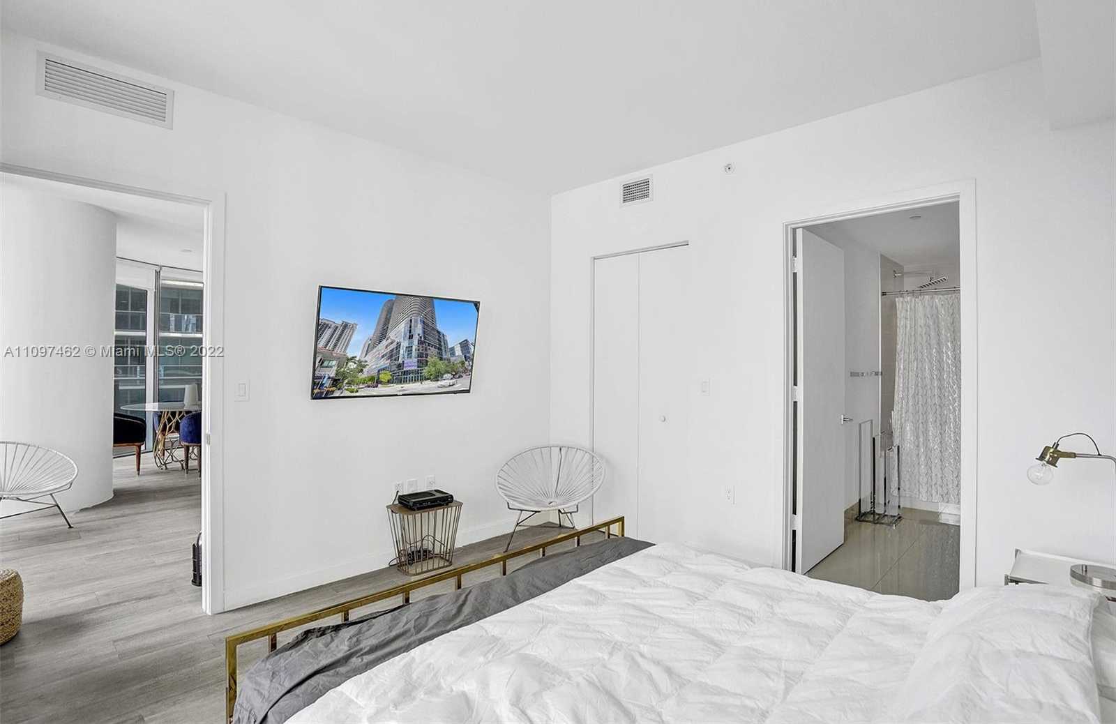 Small Image of 55 SOUTH WEST 9TH ST #1901, Miami Number 13