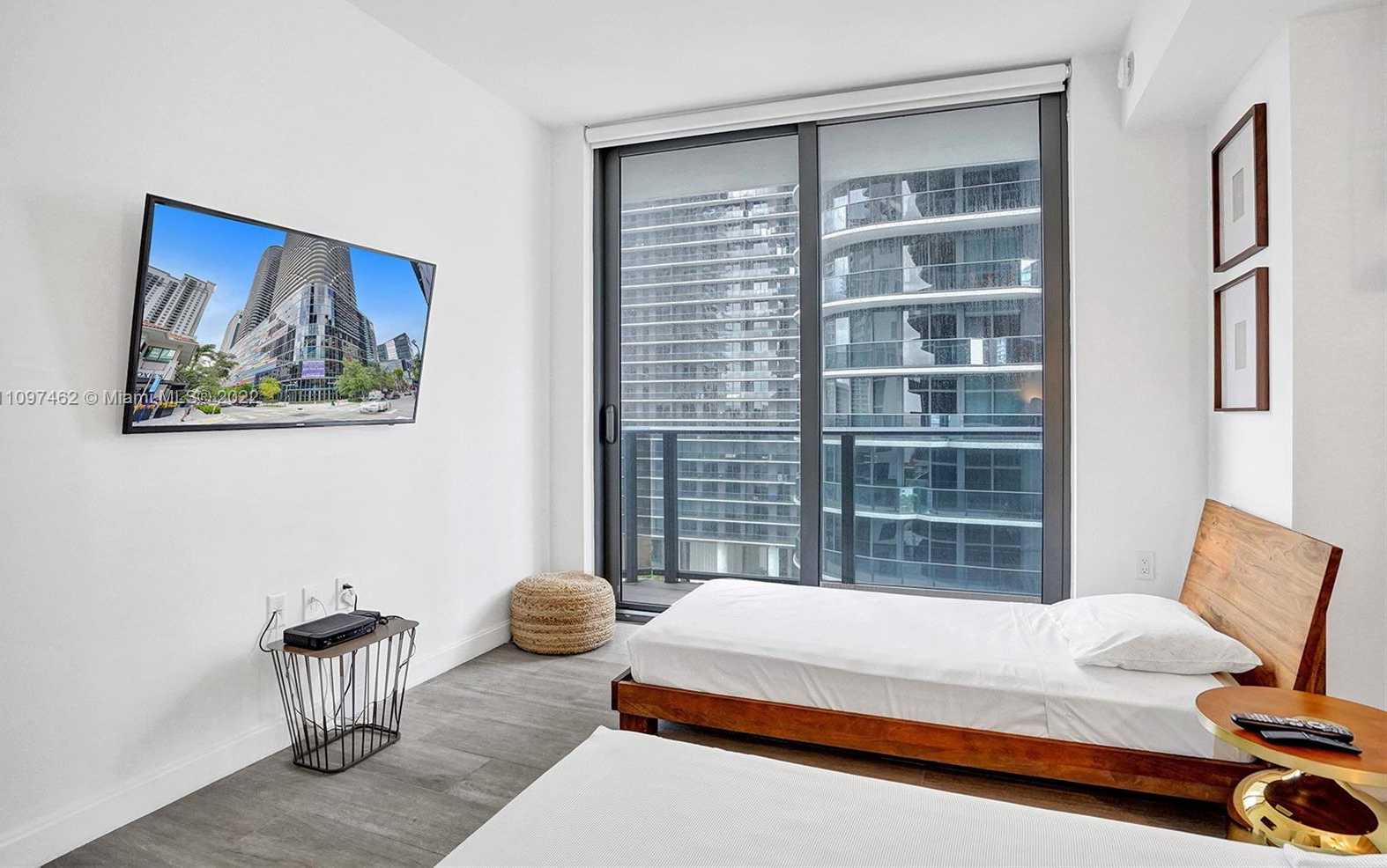 Small Image of 55 SOUTH WEST 9TH ST #1901, Miami Number 18