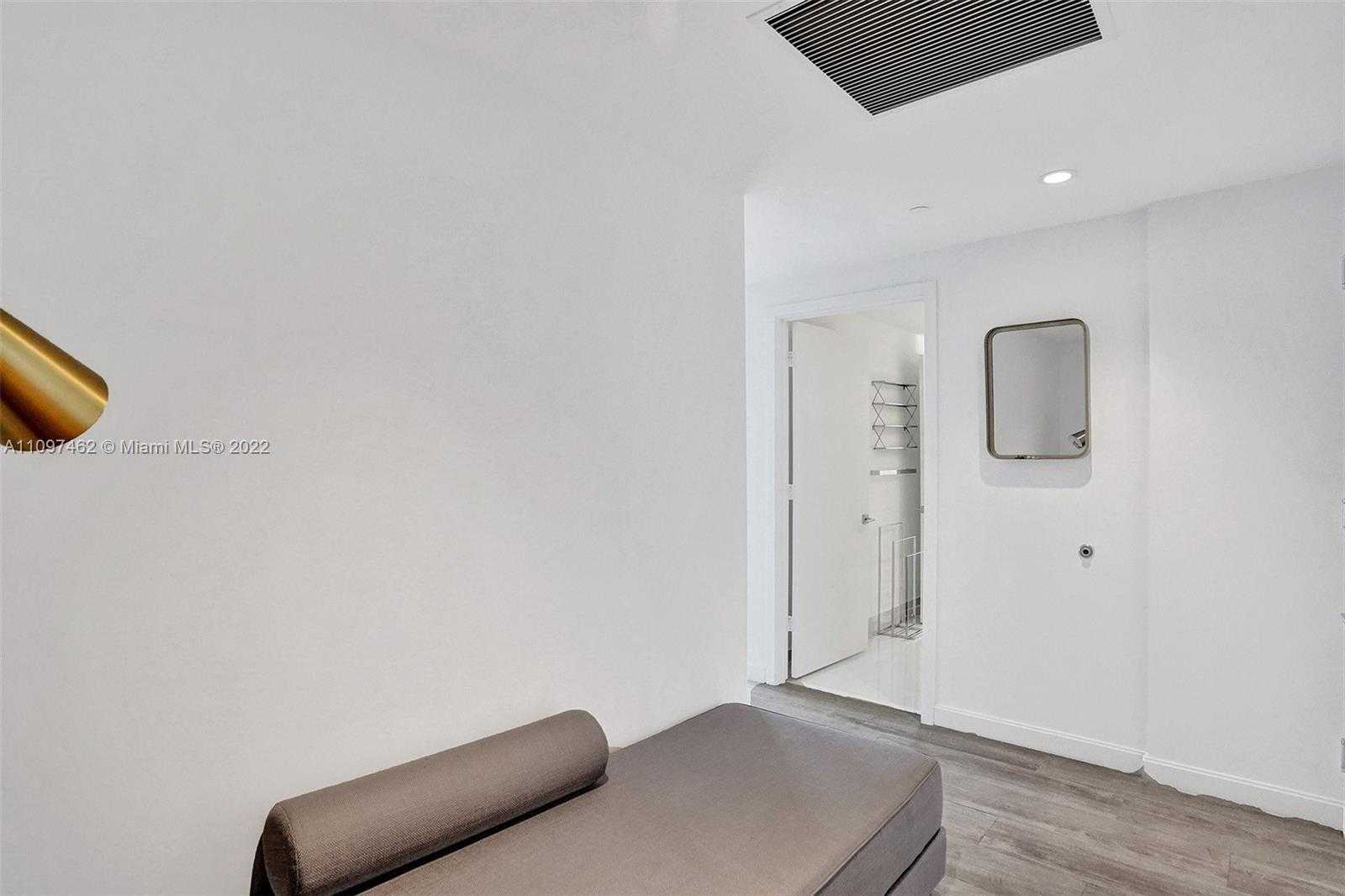 Small Image of 55 SOUTH WEST 9TH ST #1901, Miami Number 21