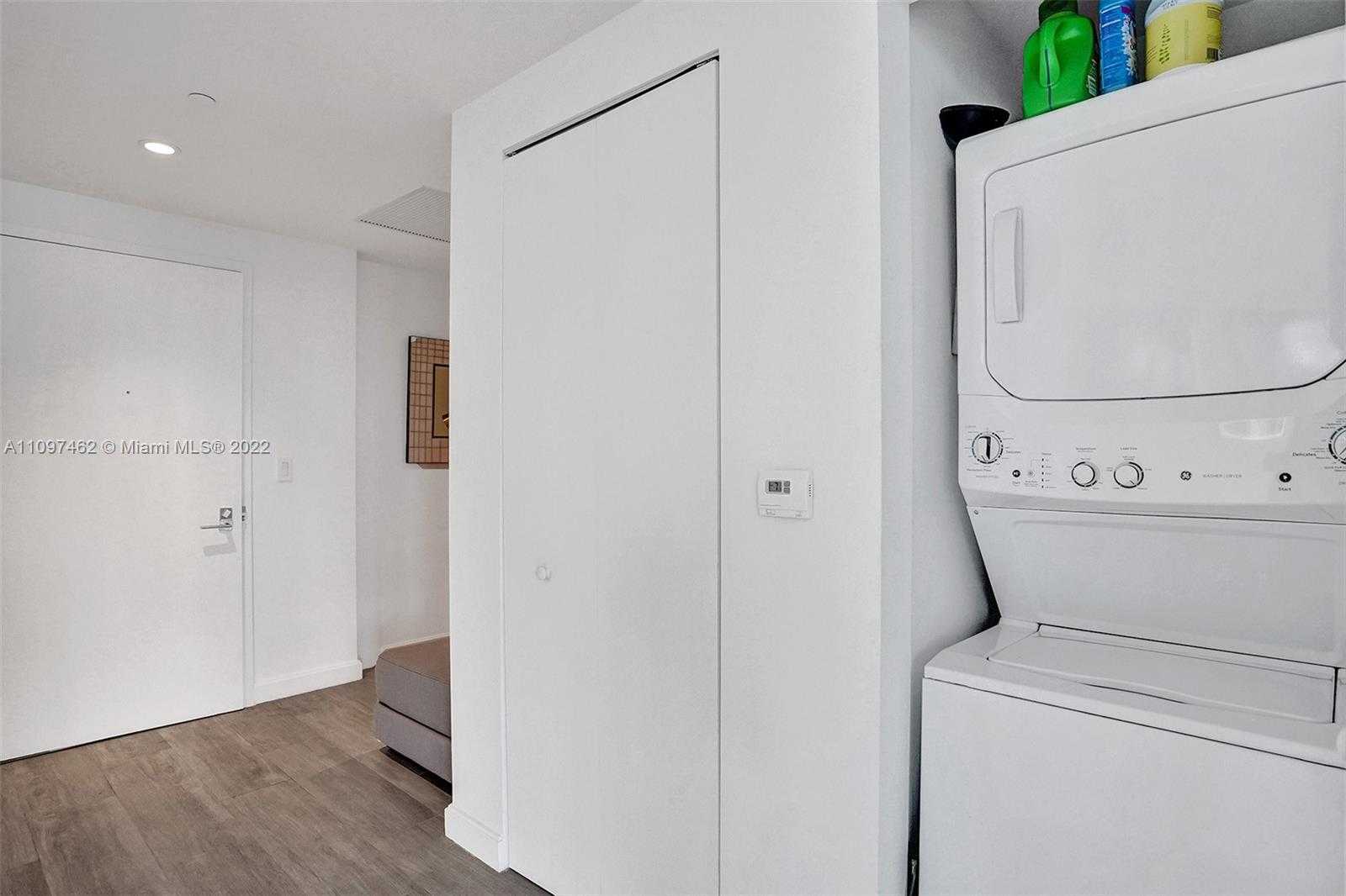 Small Image of 55 SOUTH WEST 9TH ST #1901, Miami Number 22