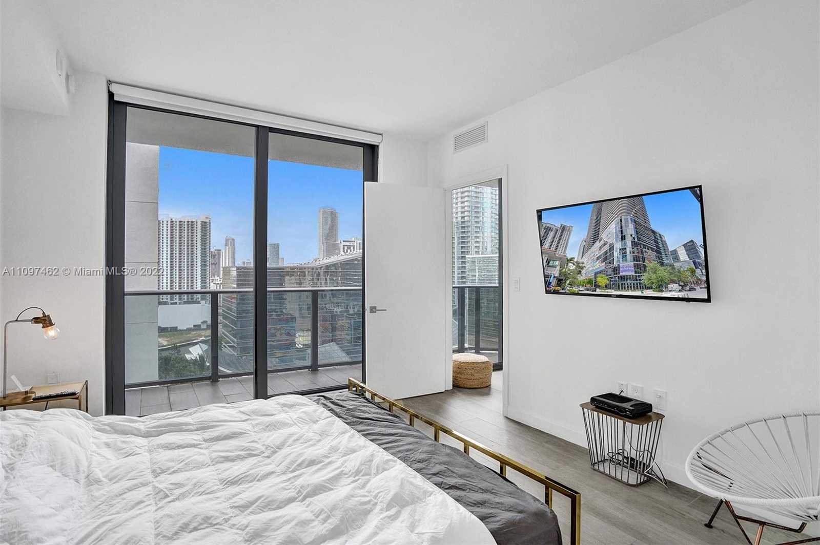Small Image of 55 SOUTH WEST 9TH ST #1901, Miami Number 6