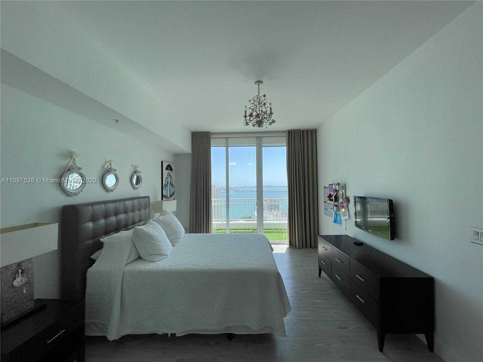 Small Image of 801 BRICKELL KEY BLVD #3309, Miami Number 11