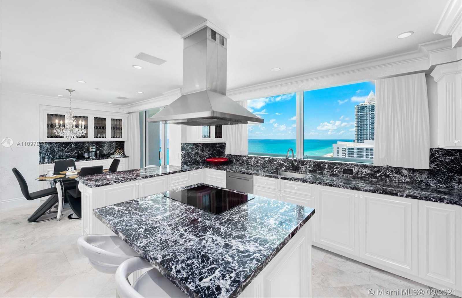 Small Image of 5025 COLLINS AVE #PH-2, Miami Beach Number 12