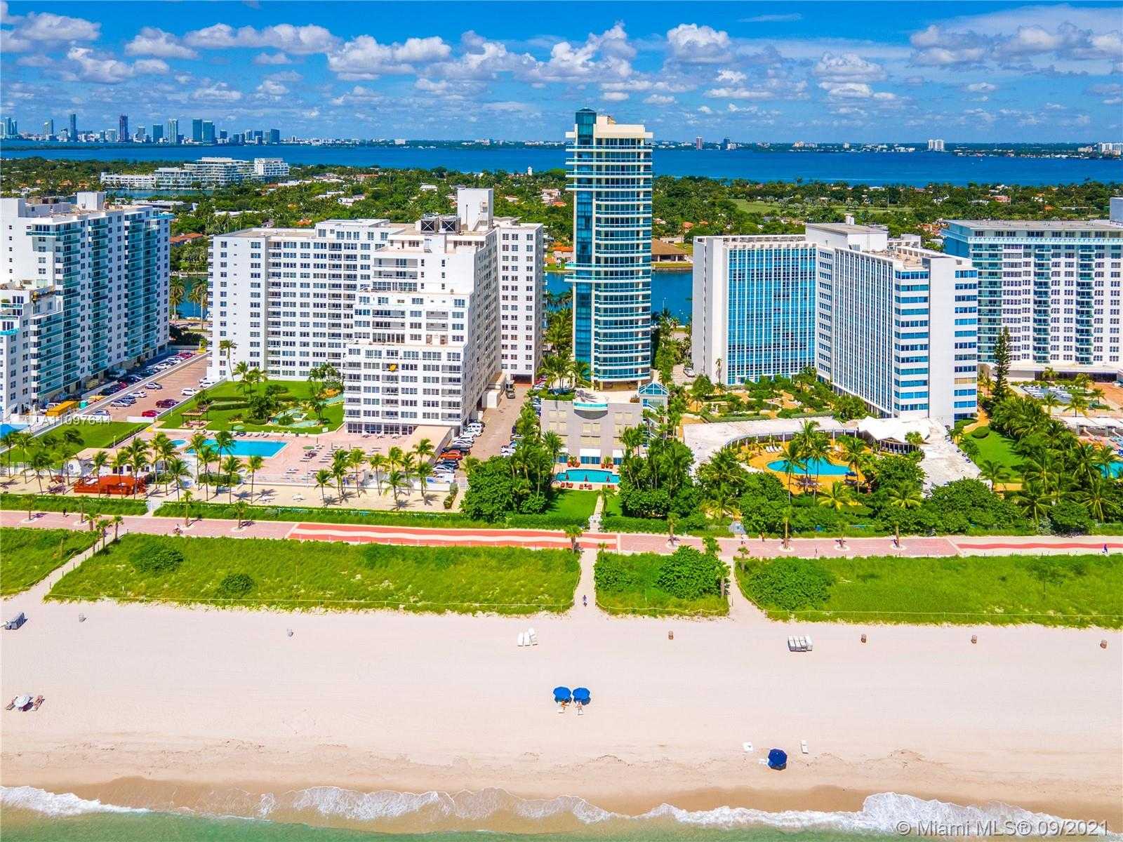 Small Image of 5025 COLLINS AVE #PH-2, Miami Beach Number 2