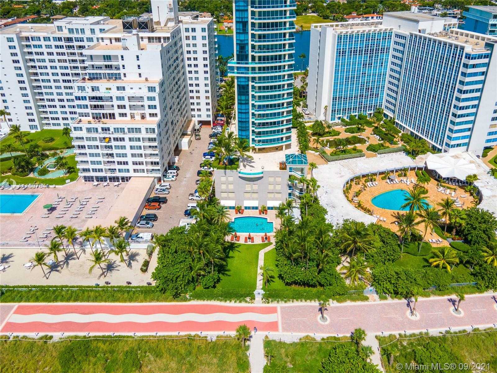 Small Image of 5025 COLLINS AVE #PH-2, Miami Beach Number 21