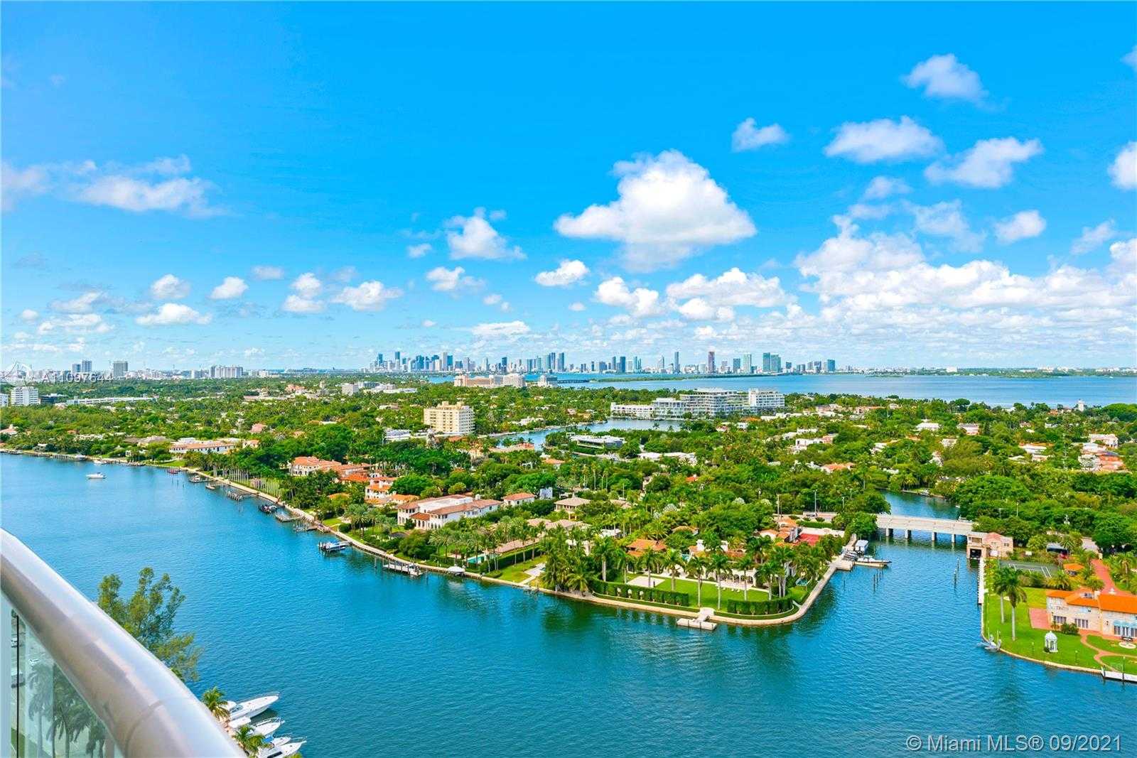Small Image of 5025 COLLINS AVE #PH-2, Miami Beach Number 3