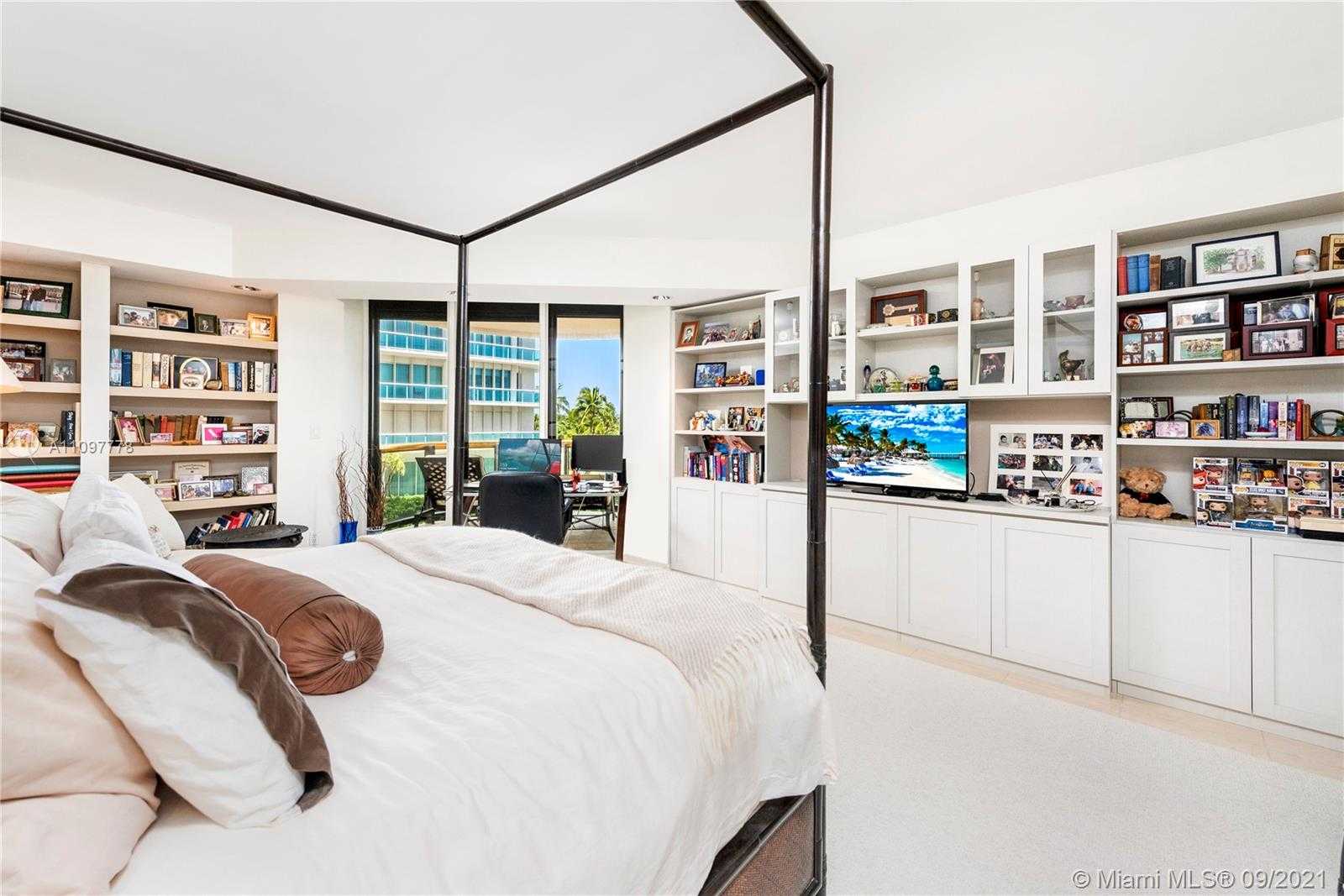 Small Image of 9999 Collins Ave, Bal Harbour, FL 33154, USA Number 14